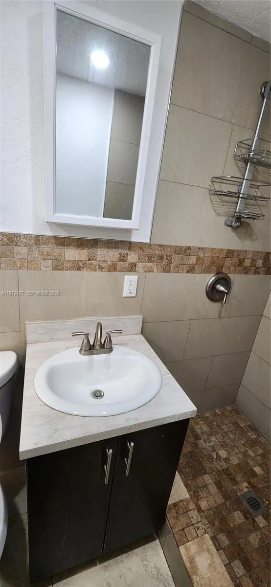 1490/1492 Nw 38th St, Miami, Florida 33142, Miami, Florida 33142, ,Residential Income,For Sale,1490/1492 Nw 38th St, Miami, Florida 33142,A11972427