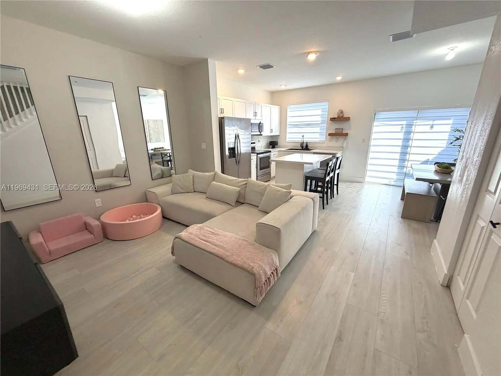 14724 Sw 181st Ter, Miami, Florida 33187, Miami, Florida 33187, 3 Bedrooms Bedrooms, ,3 BathroomsBathrooms,Residential,For Sale,14724 Sw 181st Ter, Miami, Florida 33187,A11969431
