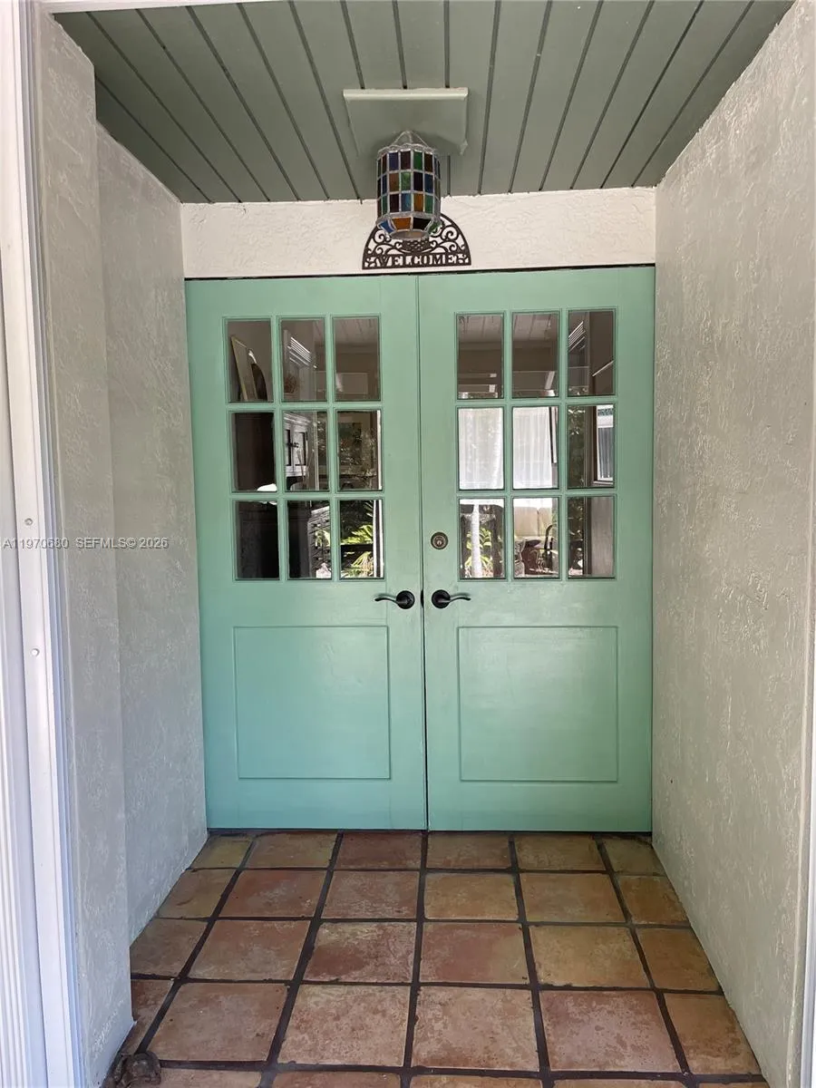 FRONT ENTRY OF 4 BED/3 BATH HOME