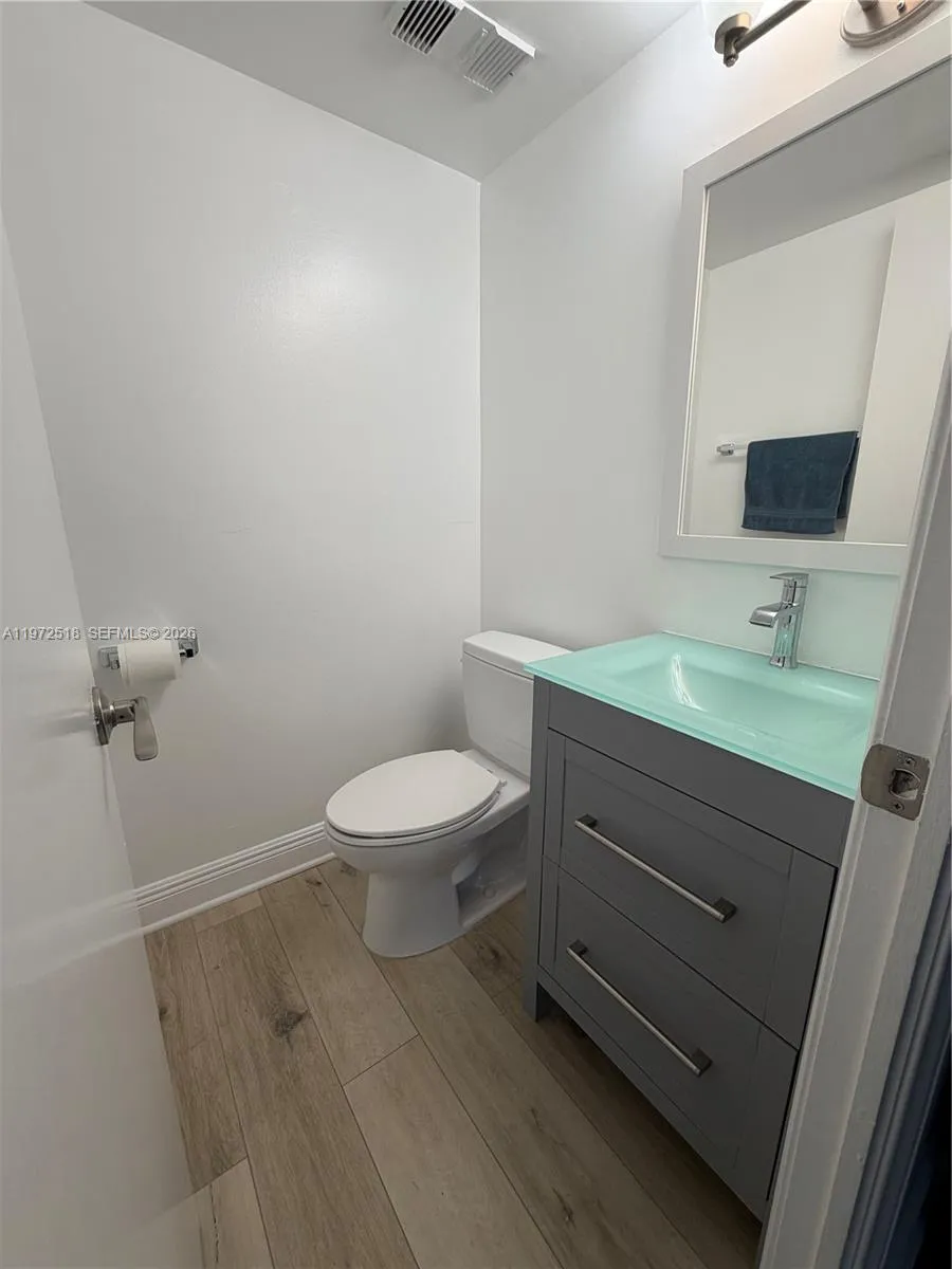 1777 Se 15 Street 320, Fort Lauderdale, Florida 33, Fort Lauderdale, Florida 33316, 1 Bedroom Bedrooms, ,1 BathroomBathrooms,Residential Lease,For Rent,1777 Se 15 Street 320, Fort Lauderdale, Florida 33,A11972518