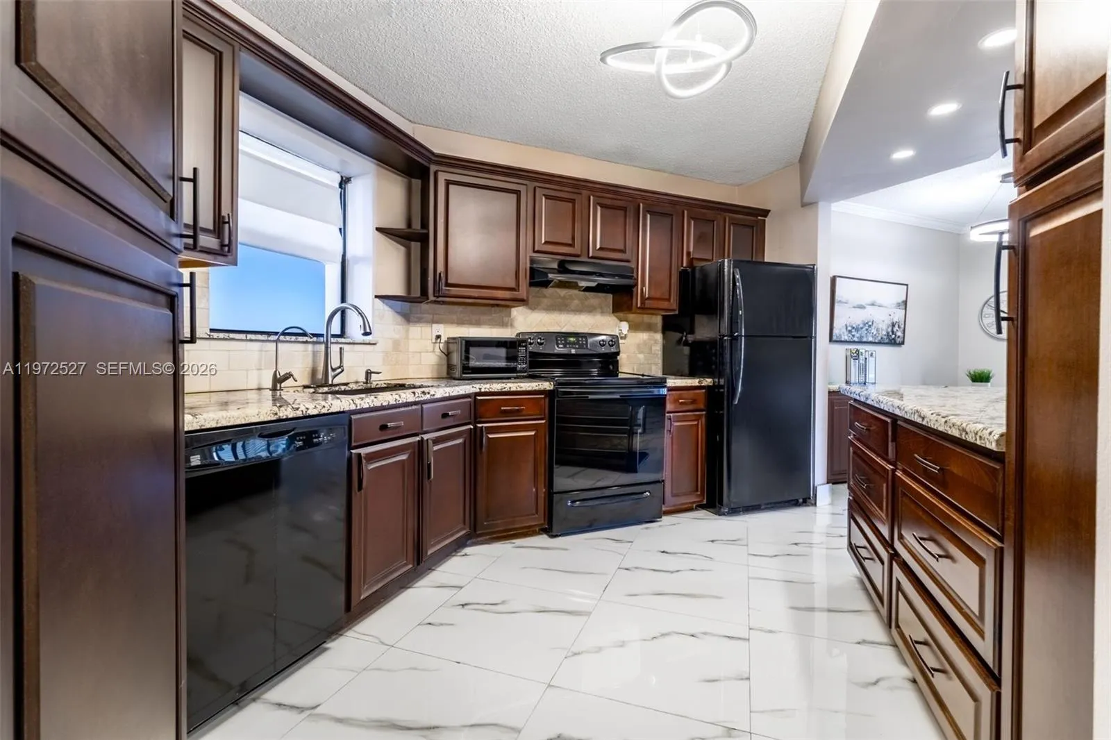 6855 W Broward Blvd 201, Plantation, Florida 33317, Plantation, Florida 33317, 2 Bedrooms Bedrooms, ,2 BathroomsBathrooms,Residential,For Sale,6855 W Broward Blvd 201, Plantation, Florida 33317,A11972527