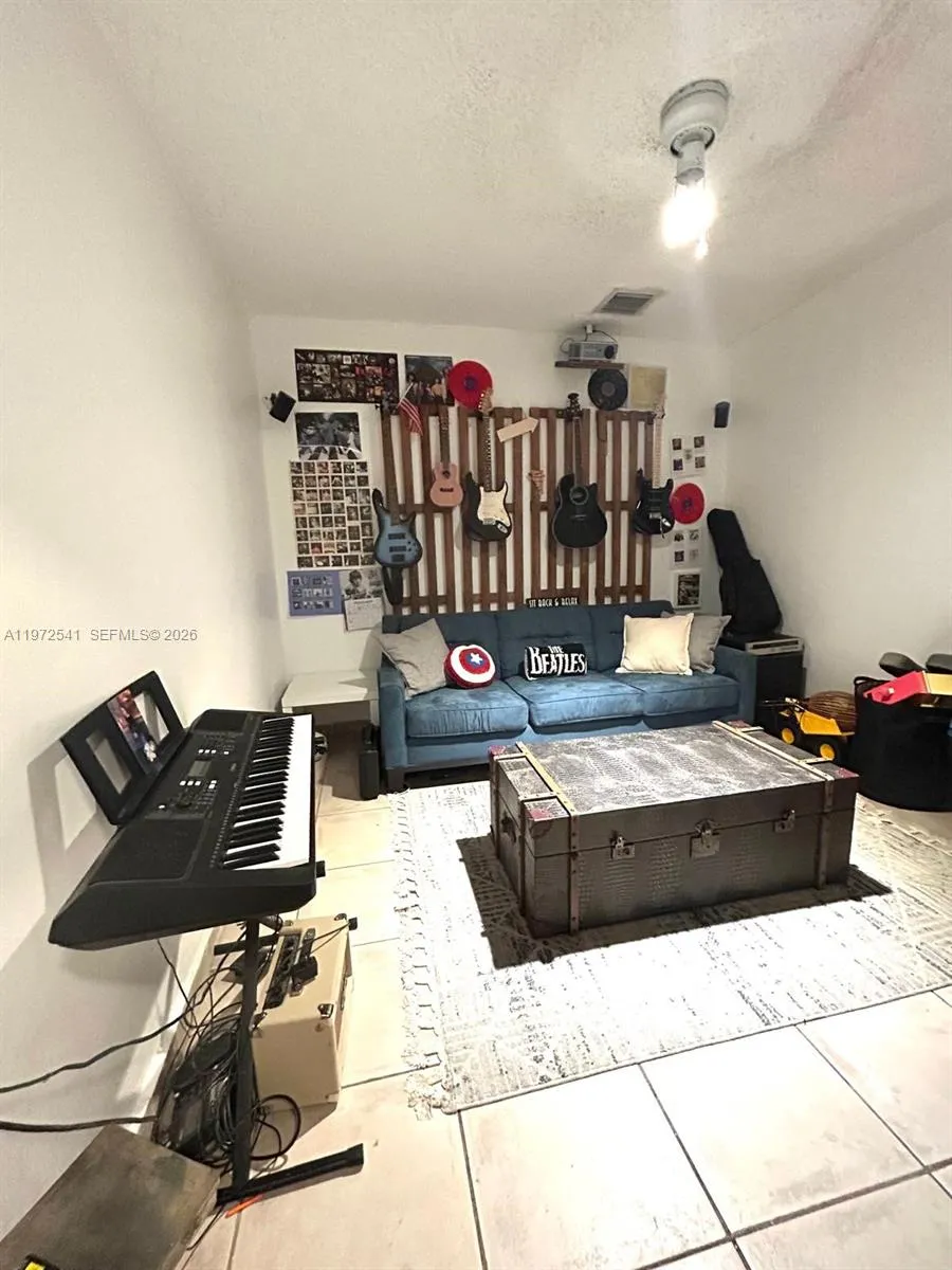 7851 Nw 34th Pl, Davie, Florida 33024, Davie, Florida 33024, 3 Bedrooms Bedrooms, ,2 BathroomsBathrooms,Residential,For Sale,7851 Nw 34th Pl, Davie, Florida 33024,A11972541