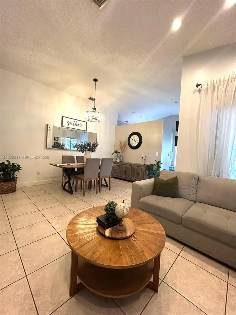 7851 Nw 34th Pl, Davie, Florida 33024, Davie, Florida 33024, 3 Bedrooms Bedrooms, ,2 BathroomsBathrooms,Residential,For Sale,7851 Nw 34th Pl, Davie, Florida 33024,A11972541