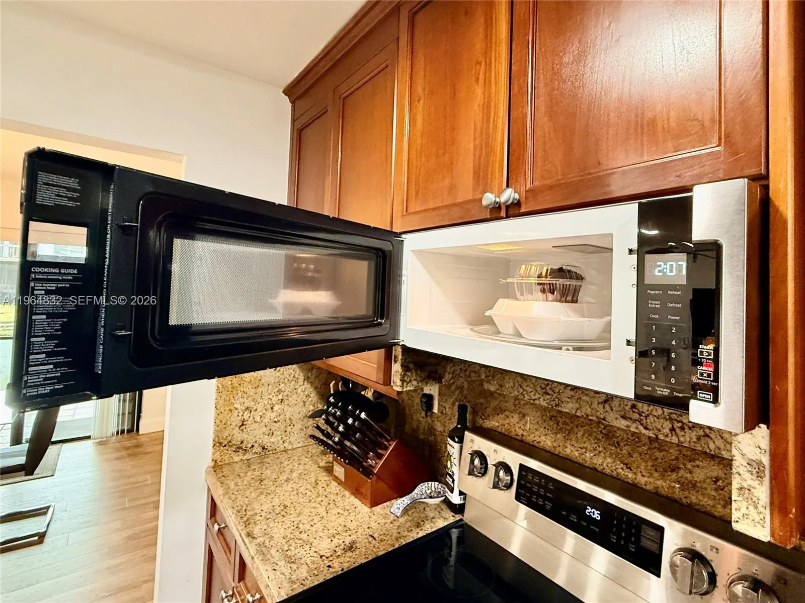 9717 N New River Canal Rd 406, Plantation, Florida, Plantation, Florida 33324, 3 Bedrooms Bedrooms, ,2 BathroomsBathrooms,Residential,For Sale,9717 N New River Canal Rd 406, Plantation, Florida,A11964832