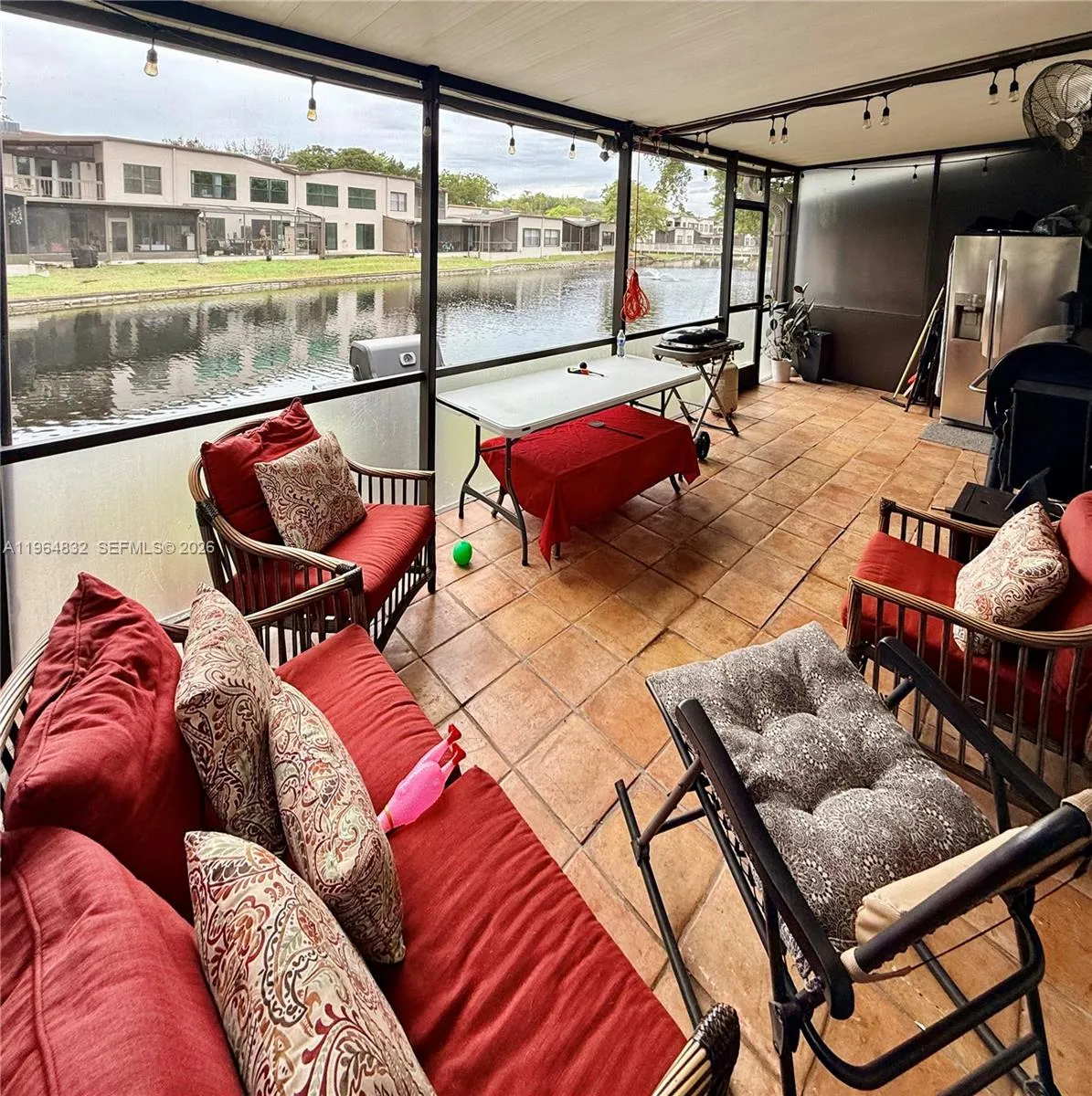 9717 N New River Canal Rd 406, Plantation, Florida, Plantation, Florida 33324, 3 Bedrooms Bedrooms, ,2 BathroomsBathrooms,Residential,For Sale,9717 N New River Canal Rd 406, Plantation, Florida,A11964832