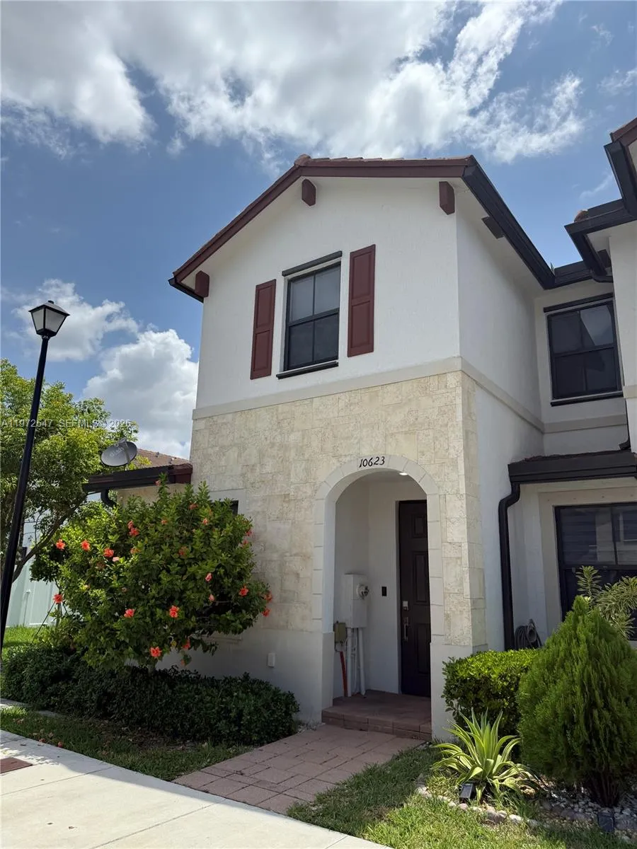 10623 W 33rd Ct 10623, Hialeah, Florida 33018, Hialeah, Florida 33018, 3 Bedrooms Bedrooms, ,2 BathroomsBathrooms,Residential Lease,For Rent,10623 W 33rd Ct 10623, Hialeah, Florida 33018,A11972547