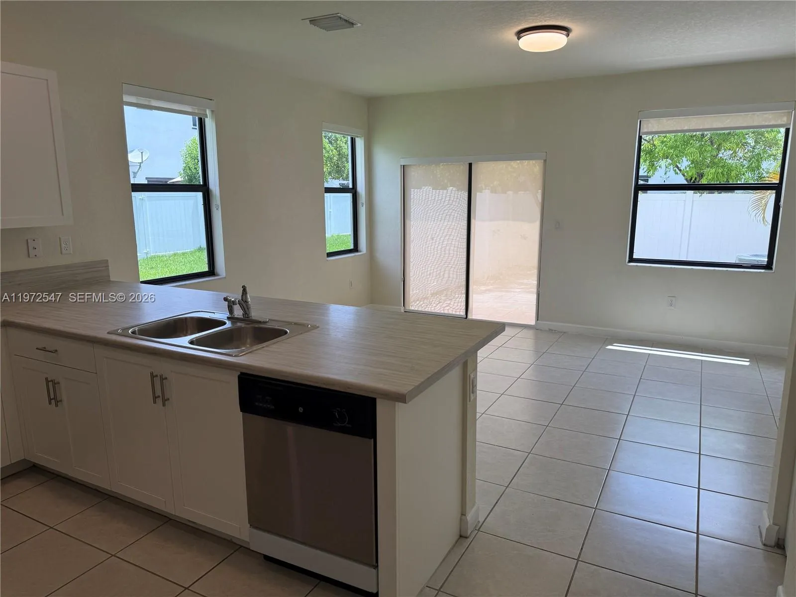 10623 W 33rd Ct 10623, Hialeah, Florida 33018, Hialeah, Florida 33018, 3 Bedrooms Bedrooms, ,2 BathroomsBathrooms,Residential Lease,For Rent,10623 W 33rd Ct 10623, Hialeah, Florida 33018,A11972547