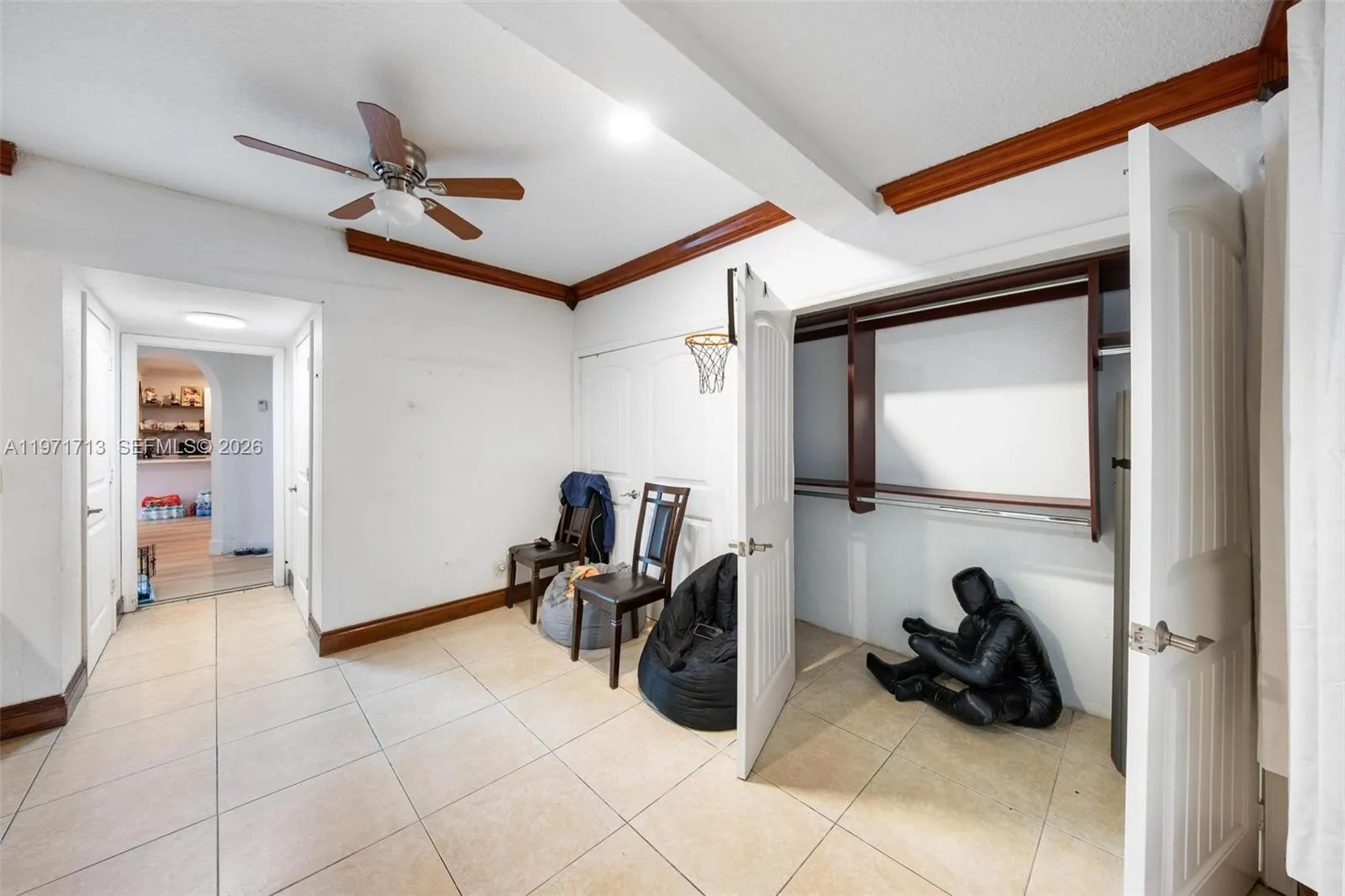 1140 Sw 85th Ct, Miami, Florida 33144, Miami, Florida 33144, 4 Bedrooms Bedrooms, ,3 BathroomsBathrooms,Residential,For Sale,1140 Sw 85th Ct, Miami, Florida 33144,A11971713