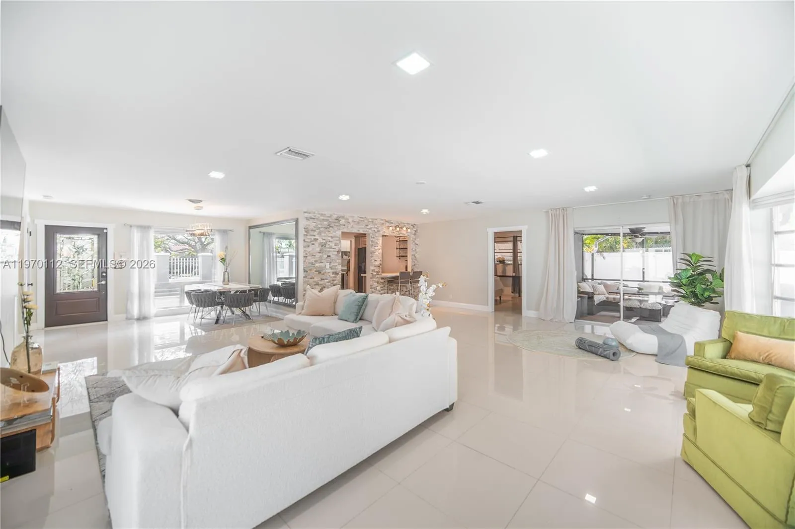 2121 Ne 62nd St, Fort Lauderdale, Florida 33308, Fort Lauderdale, Florida 33308, 3 Bedrooms Bedrooms, ,2 BathroomsBathrooms,Residential,For Sale,2121 Ne 62nd St, Fort Lauderdale, Florida 33308,A11970112