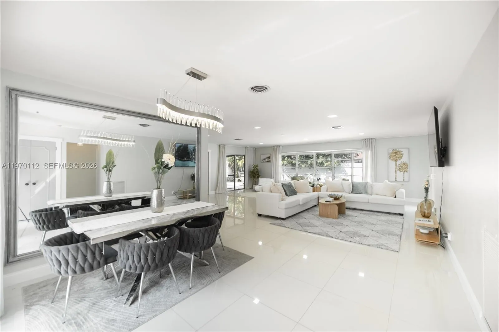 2121 Ne 62nd St, Fort Lauderdale, Florida 33308, Fort Lauderdale, Florida 33308, 3 Bedrooms Bedrooms, ,2 BathroomsBathrooms,Residential,For Sale,2121 Ne 62nd St, Fort Lauderdale, Florida 33308,A11970112