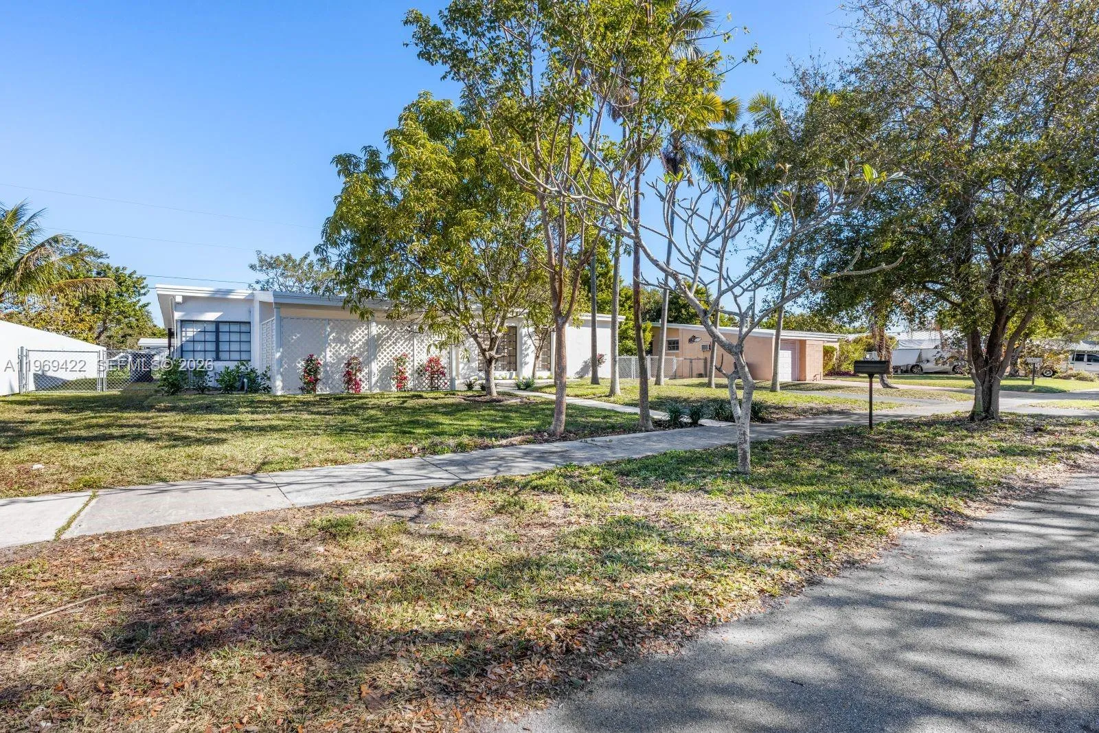 9241 Marine Dr, Cutler Bay, Florida 33189, Cutler Bay, Florida 33189, 3 Bedrooms Bedrooms, ,2 BathroomsBathrooms,Residential,For Sale,9241 Marine Dr, Cutler Bay, Florida 33189,A11969422