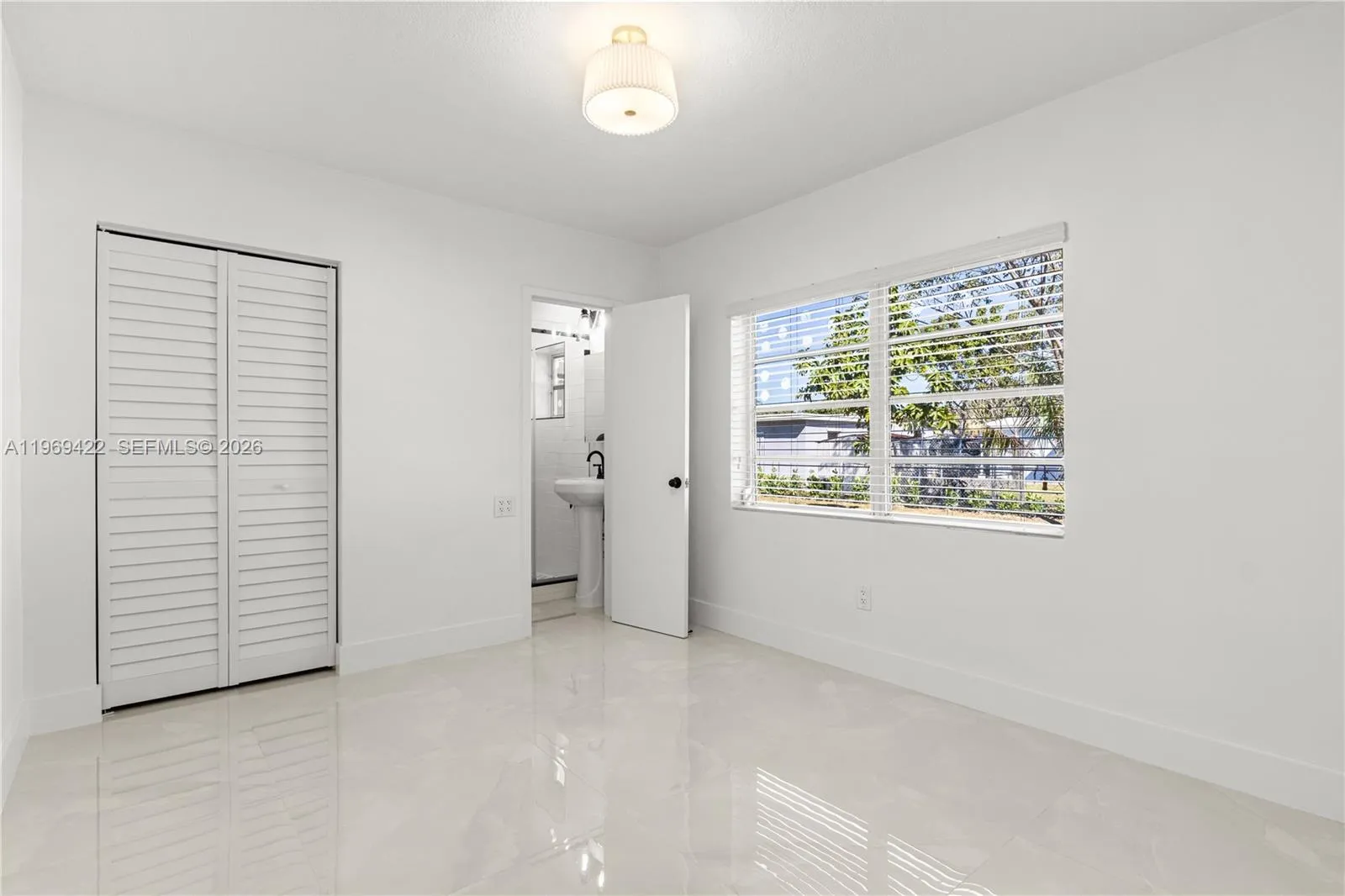 9241 Marine Dr, Cutler Bay, Florida 33189, Cutler Bay, Florida 33189, 3 Bedrooms Bedrooms, ,2 BathroomsBathrooms,Residential,For Sale,9241 Marine Dr, Cutler Bay, Florida 33189,A11969422