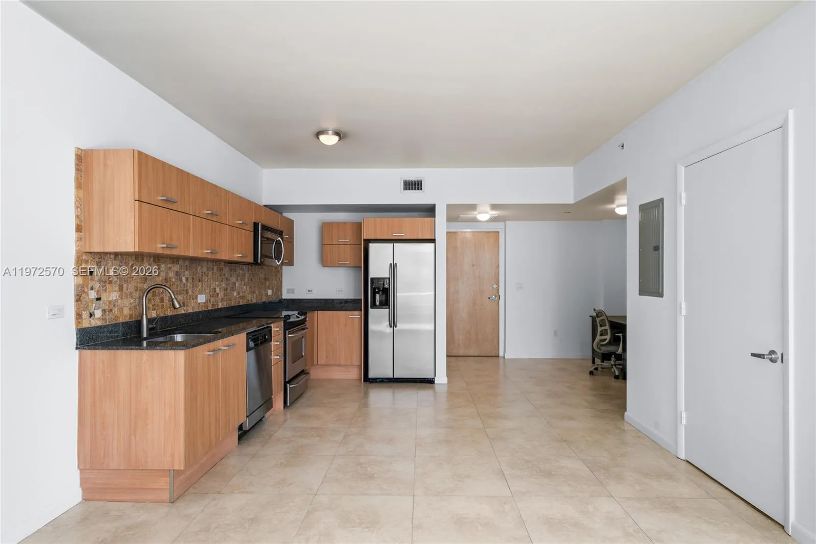 350 S Miami Ave 2210, Miami, Florida 33130, Miami, Florida 33130, 1 Bedroom Bedrooms, ,1 BathroomBathrooms,Residential Lease,For Rent,350 S Miami Ave 2210, Miami, Florida 33130,A11972570