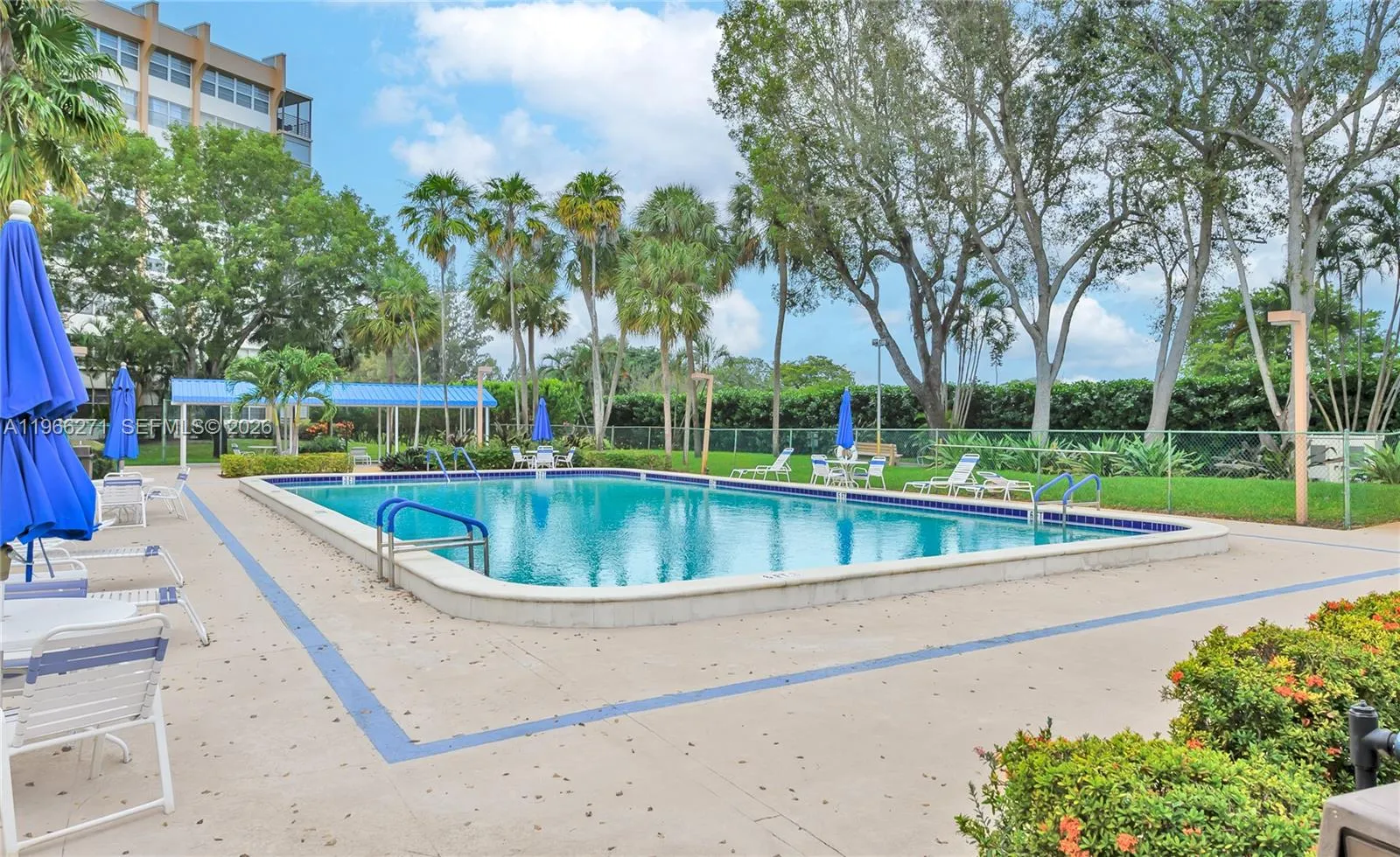 1400 Saint Charles Place 420, Pembroke Pines, Flor, Pembroke Pines, Florida 33026, 2 Bedrooms Bedrooms, ,2 BathroomsBathrooms,Residential,For Sale,1400 Saint Charles Place 420, Pembroke Pines, Flor,A11966271