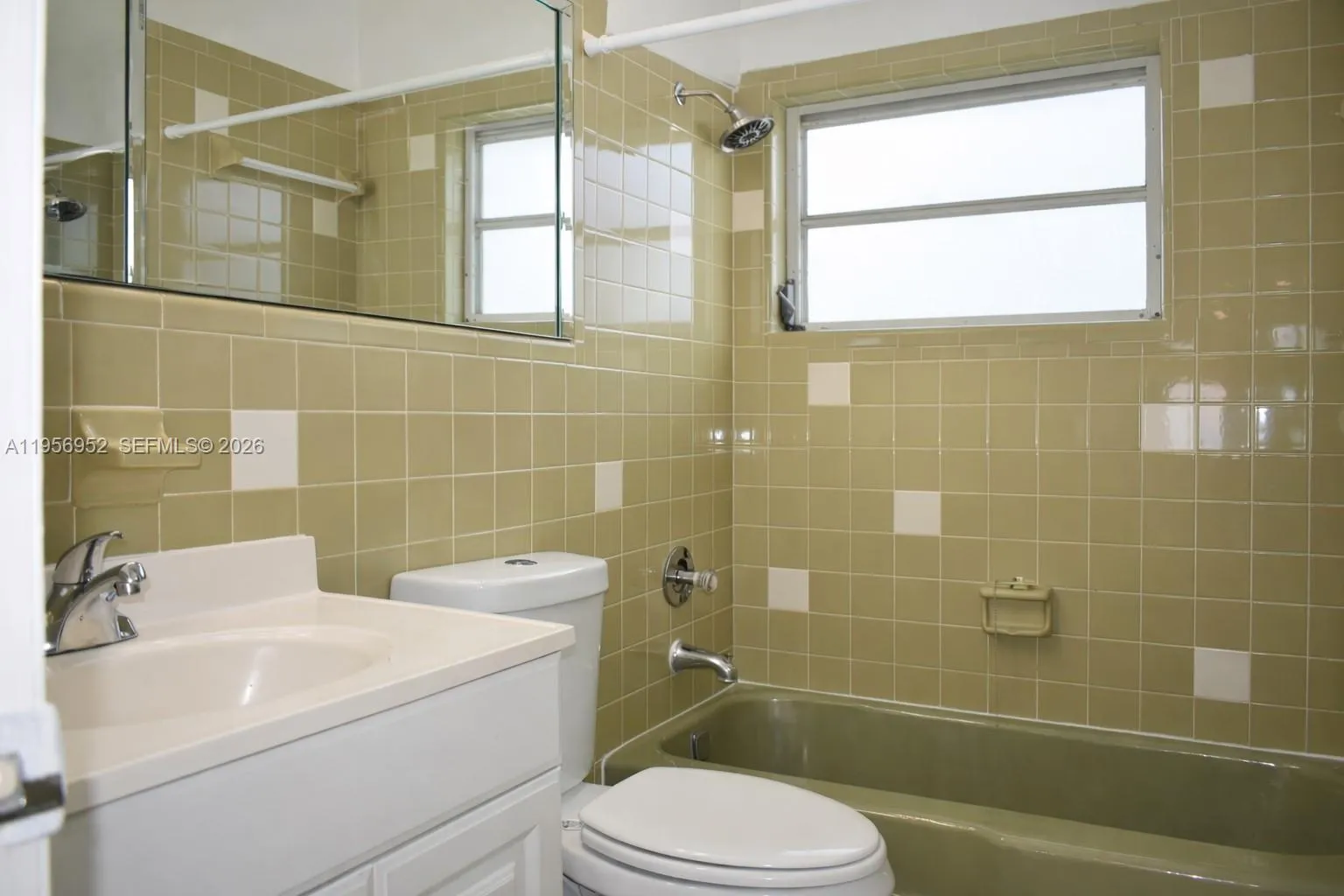 1100 Ne 9th Ave 303, Fort Lauderdale, Florida 3330, Fort Lauderdale, Florida 33304, 1 Bedroom Bedrooms, ,1 BathroomBathrooms,Residential Lease,For Rent,1100 Ne 9th Ave 303, Fort Lauderdale, Florida 3330,A11956952