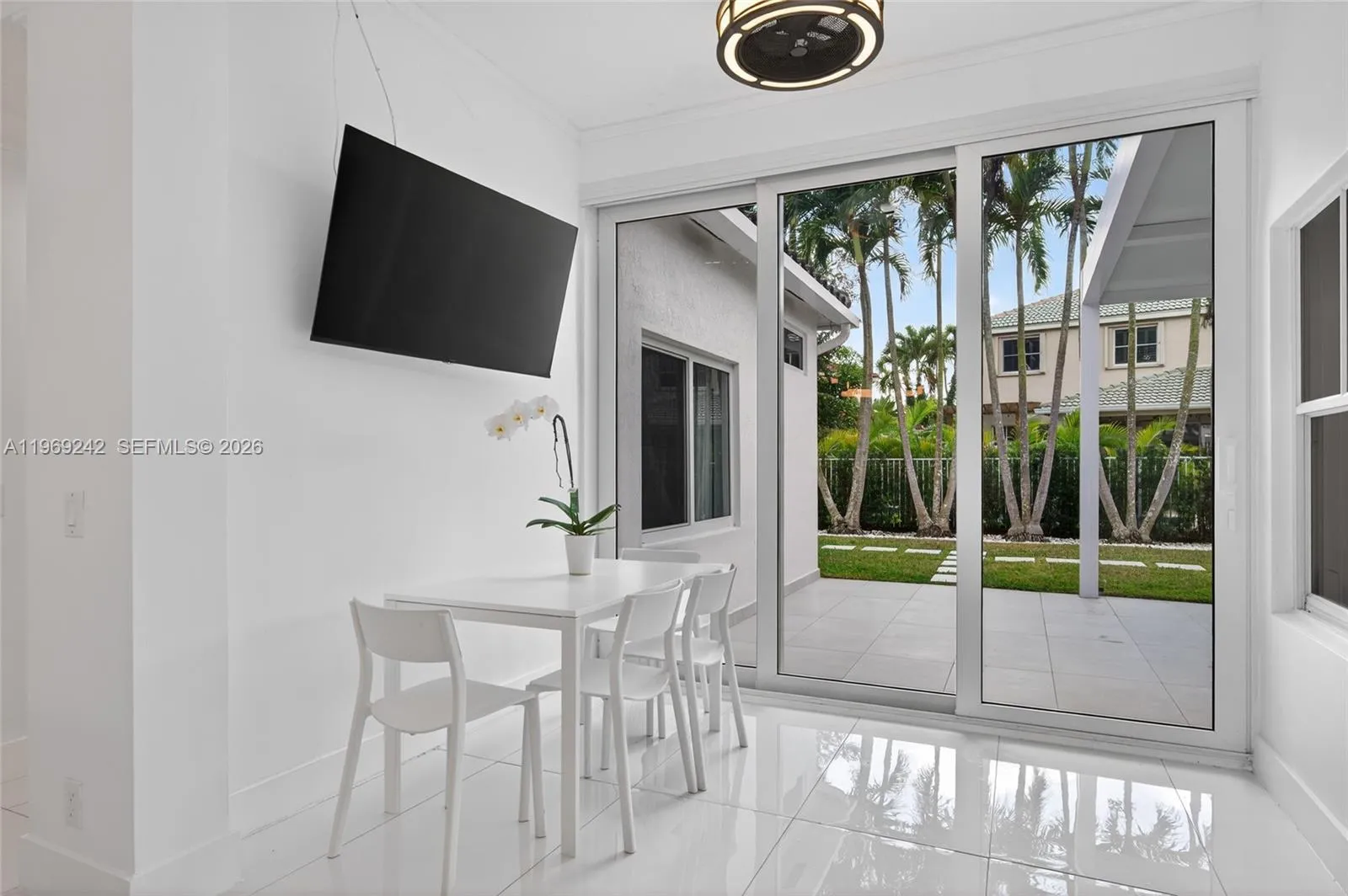 4115 Sabal Ridge Cir, Weston, Florida 33331, Weston, Florida 33331, 3 Bedrooms Bedrooms, ,2 BathroomsBathrooms,Residential,For Sale,4115 Sabal Ridge Cir, Weston, Florida 33331,A11969242