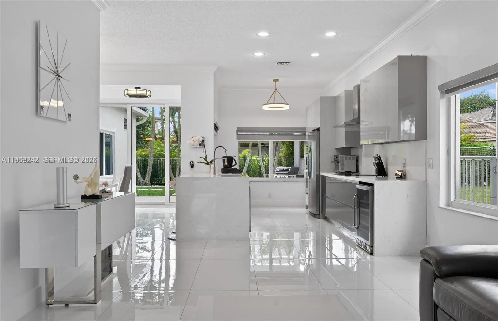 4115 Sabal Ridge Cir, Weston, Florida 33331, Weston, Florida 33331, 3 Bedrooms Bedrooms, ,2 BathroomsBathrooms,Residential,For Sale,4115 Sabal Ridge Cir, Weston, Florida 33331,A11969242