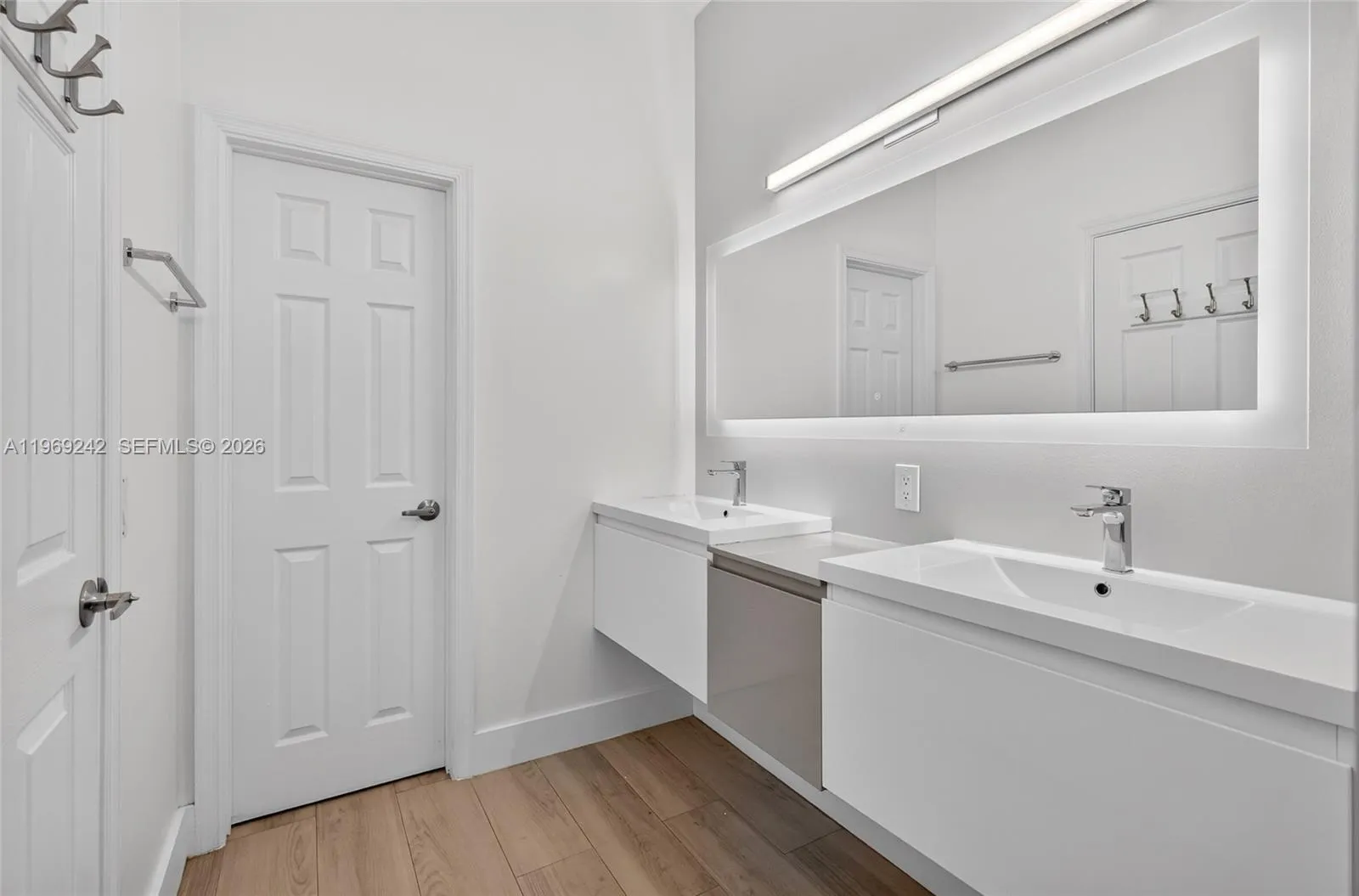 4115 Sabal Ridge Cir, Weston, Florida 33331, Weston, Florida 33331, 3 Bedrooms Bedrooms, ,2 BathroomsBathrooms,Residential,For Sale,4115 Sabal Ridge Cir, Weston, Florida 33331,A11969242