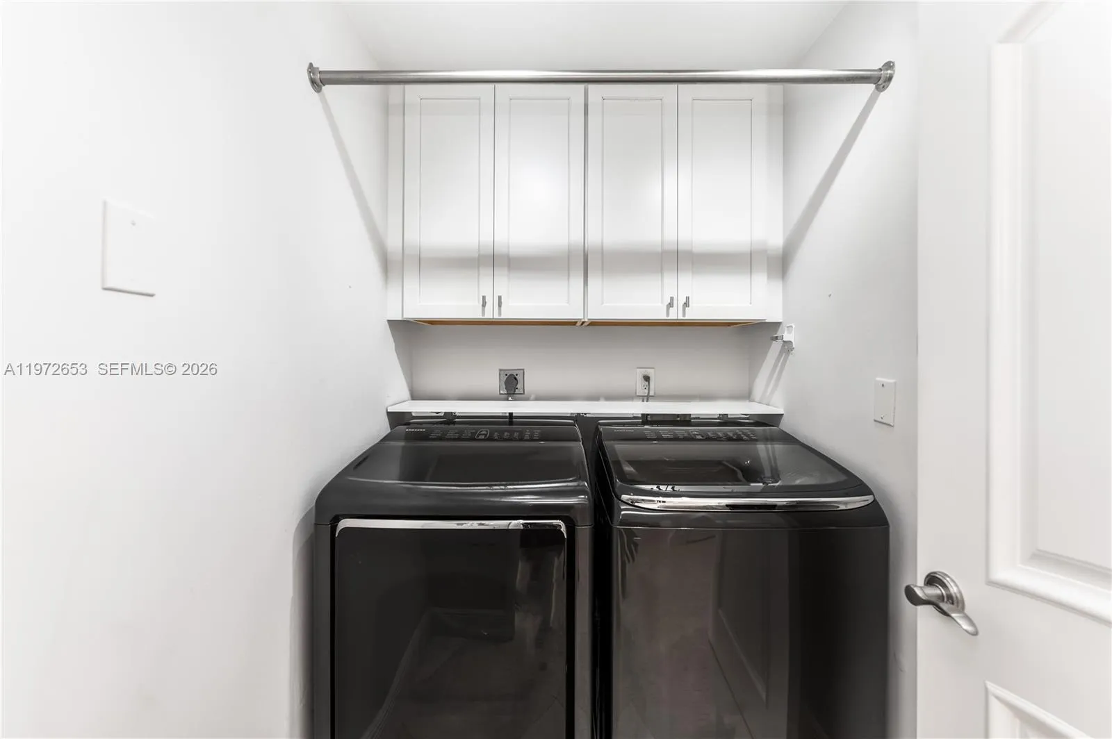 5990 Paradise Point Dr, Palmetto Bay, Florida 3315, Palmetto Bay, Florida 33157, 4 Bedrooms Bedrooms, ,3 BathroomsBathrooms,Residential,For Sale,5990 Paradise Point Dr, Palmetto Bay, Florida 3315,A11972653