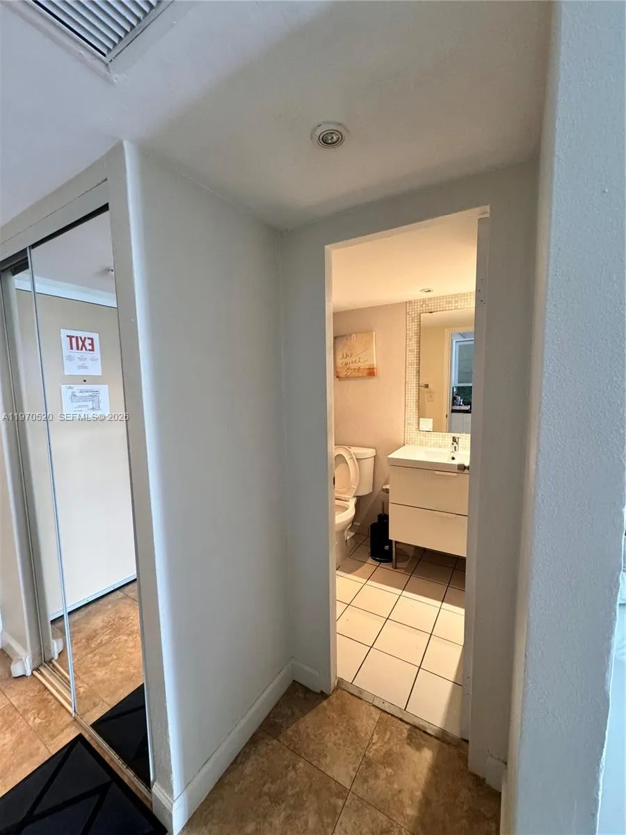 19201 Collins Ave 436, Sunny Isles Beach, Florida, Sunny Isles Beach, Florida 33160, ,1 BathroomBathrooms,Residential Lease,For Rent,19201 Collins Ave 436, Sunny Isles Beach, Florida ,A11970520