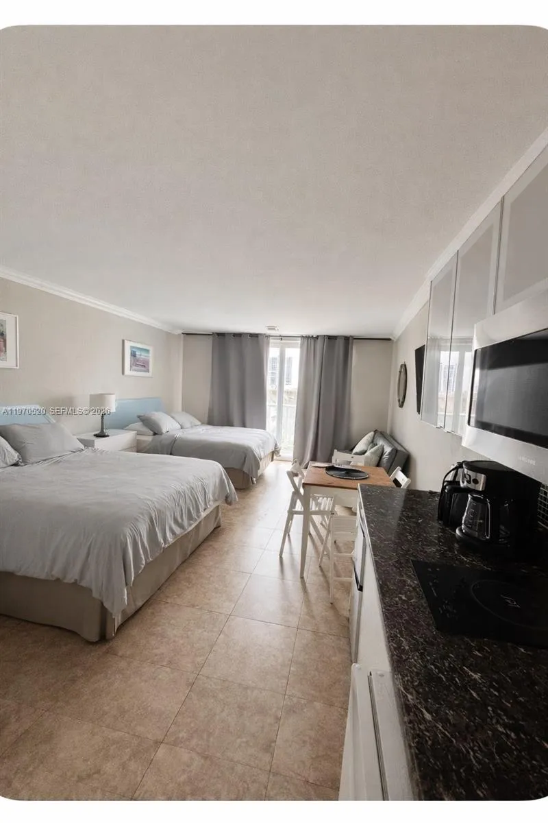 19201 Collins Ave 436, Sunny Isles Beach, Florida, Sunny Isles Beach, Florida 33160, ,1 BathroomBathrooms,Residential Lease,For Rent,19201 Collins Ave 436, Sunny Isles Beach, Florida ,A11970520