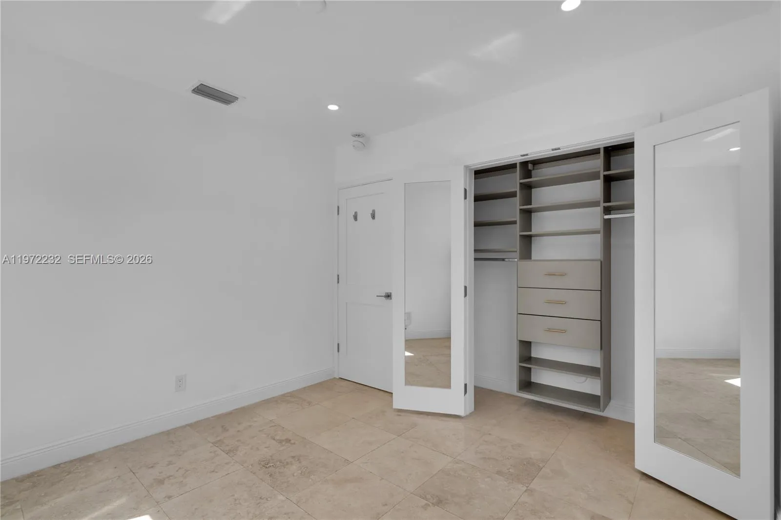 6376 Sw 20th St N/a, Miami, Florida 33155, Miami, Florida 33155, 3 Bedrooms Bedrooms, ,1 BathroomBathrooms,Residential Lease,For Rent,6376 Sw 20th St N/a, Miami, Florida 33155,A11972232