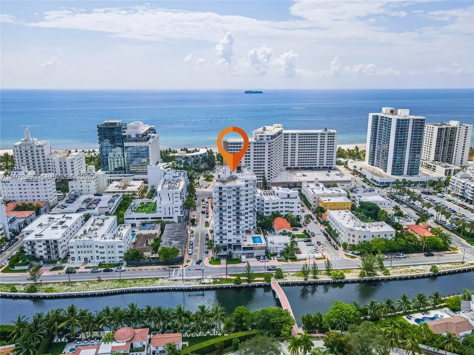 2829 Sw Indian Creek Dr Ph-3, Miami Beach, Florida, Miami Beach, Florida 33140, 1 Bedroom Bedrooms, ,1 BathroomBathrooms,Residential Lease,For Rent,2829 Sw Indian Creek Dr Ph-3, Miami Beach, Florida,A11972690