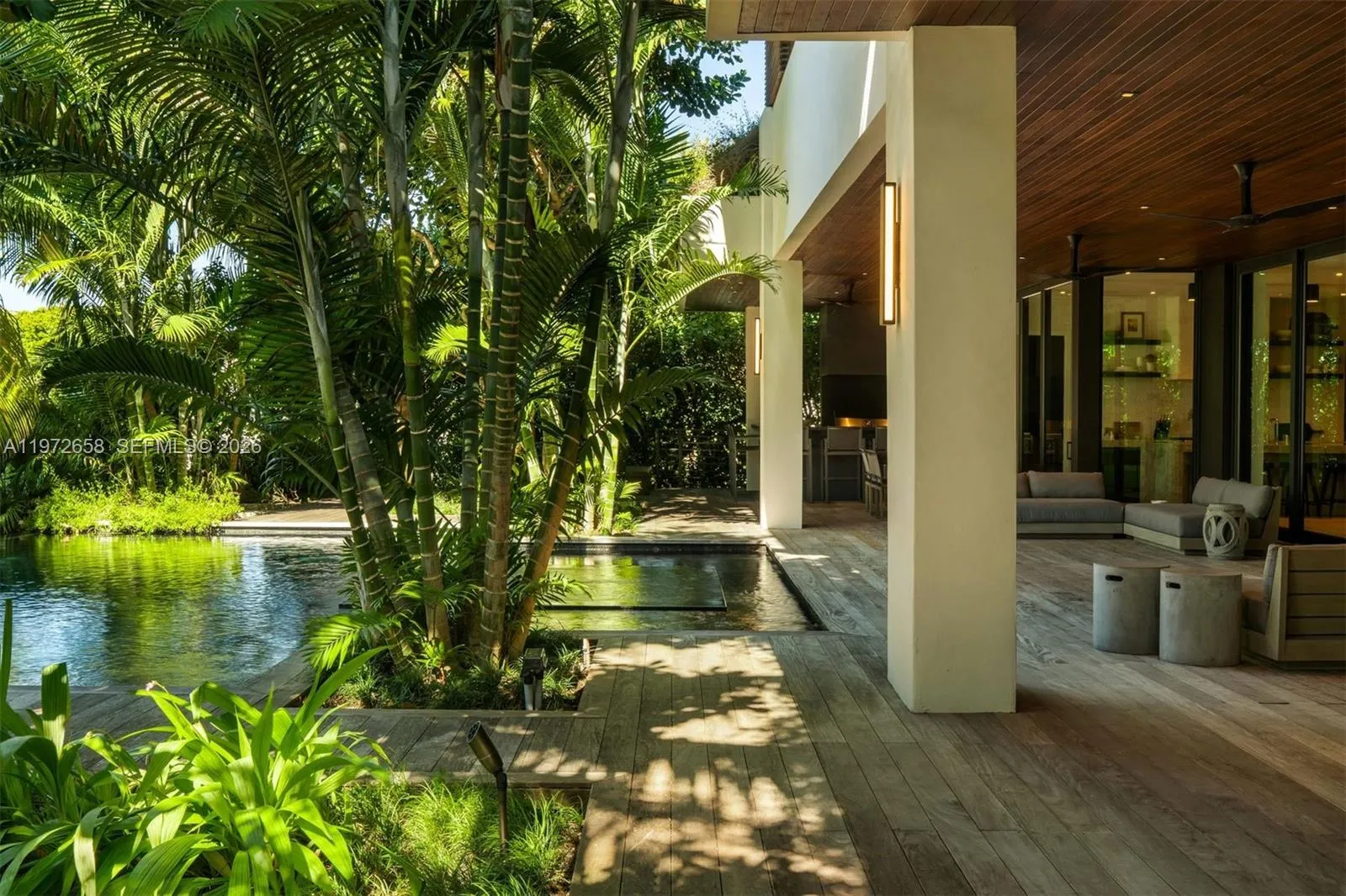 6850 Sunrise Ct, Coral Gables, Florida 33133, Coral Gables, Florida 33133, 6 Bedrooms Bedrooms, ,6 BathroomsBathrooms,Residential,For Sale,6850 Sunrise Ct, Coral Gables, Florida 33133,A11972658