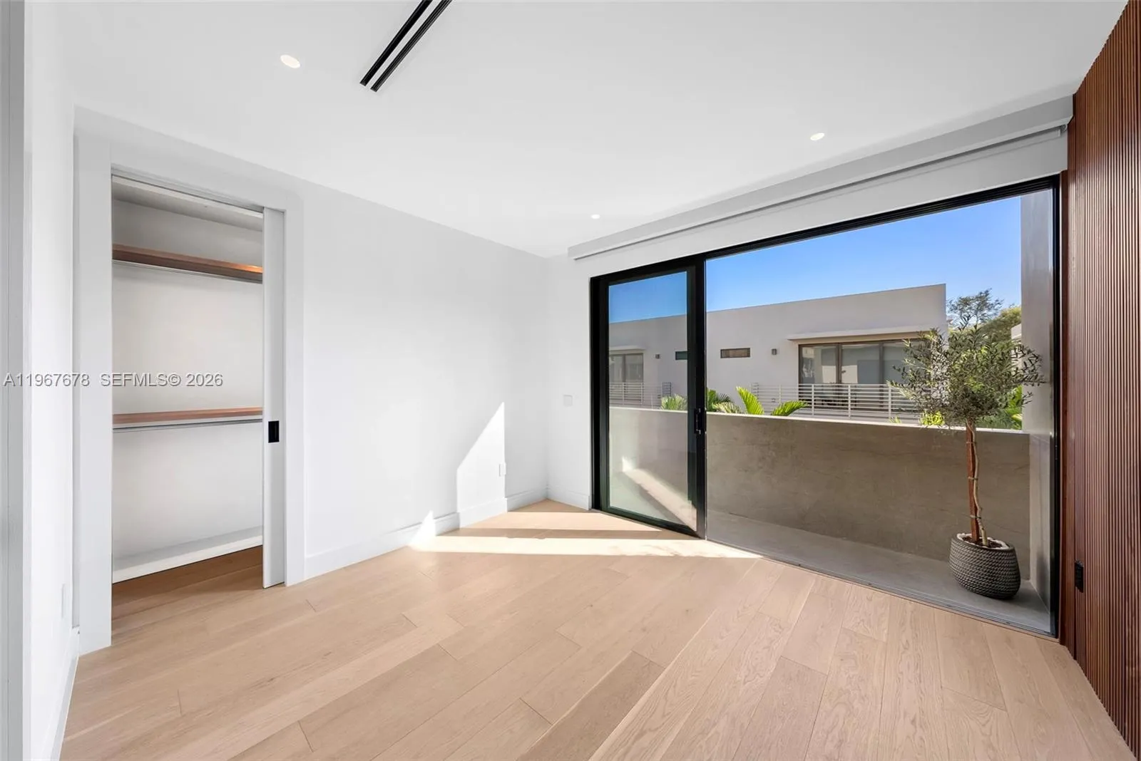 3119 Plaza St, Miami, Florida 33133, Miami, Florida 33133, 3 Bedrooms Bedrooms, ,4 BathroomsBathrooms,Residential,For Sale,3119 Plaza St, Miami, Florida 33133,A11967678