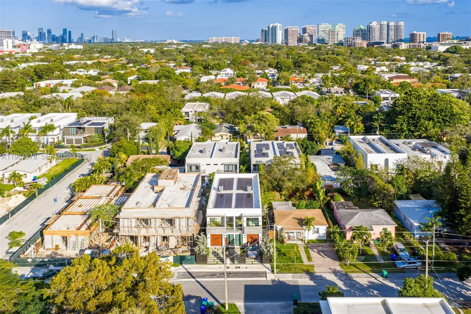 3119 Plaza St, Miami, Florida 33133, Miami, Florida 33133, 3 Bedrooms Bedrooms, ,4 BathroomsBathrooms,Residential,For Sale,3119 Plaza St, Miami, Florida 33133,A11967678