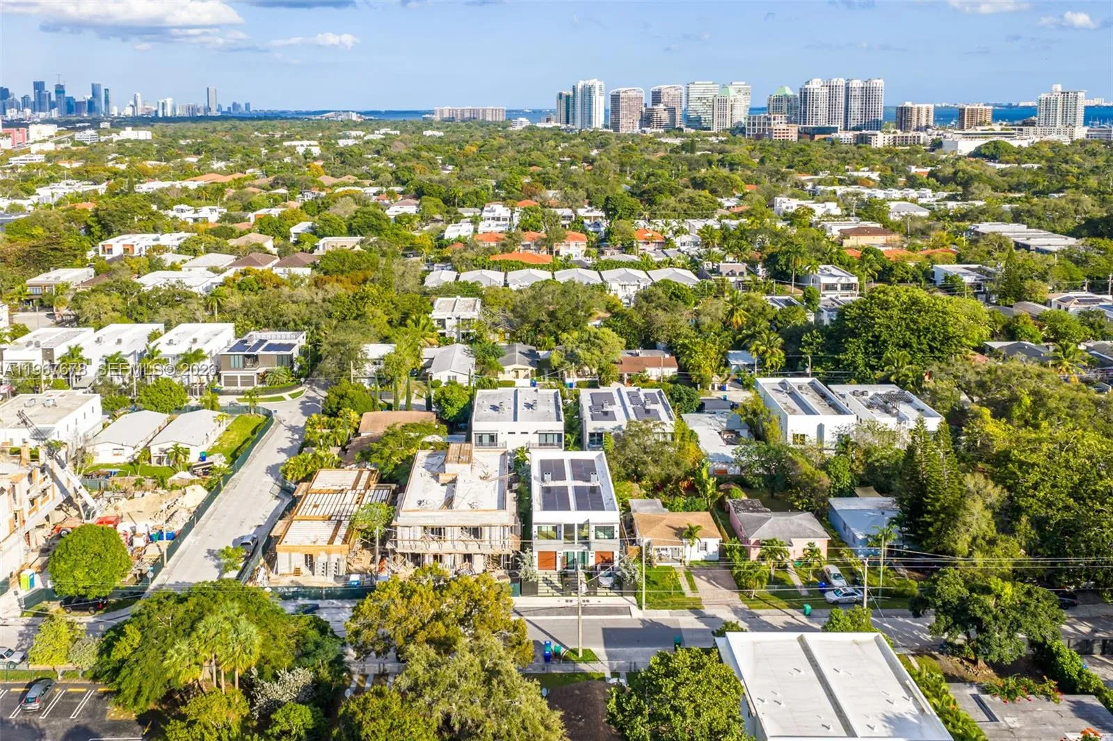 3119 Plaza St, Miami, Florida 33133, Miami, Florida 33133, 3 Bedrooms Bedrooms, ,4 BathroomsBathrooms,Residential,For Sale,3119 Plaza St, Miami, Florida 33133,A11967678