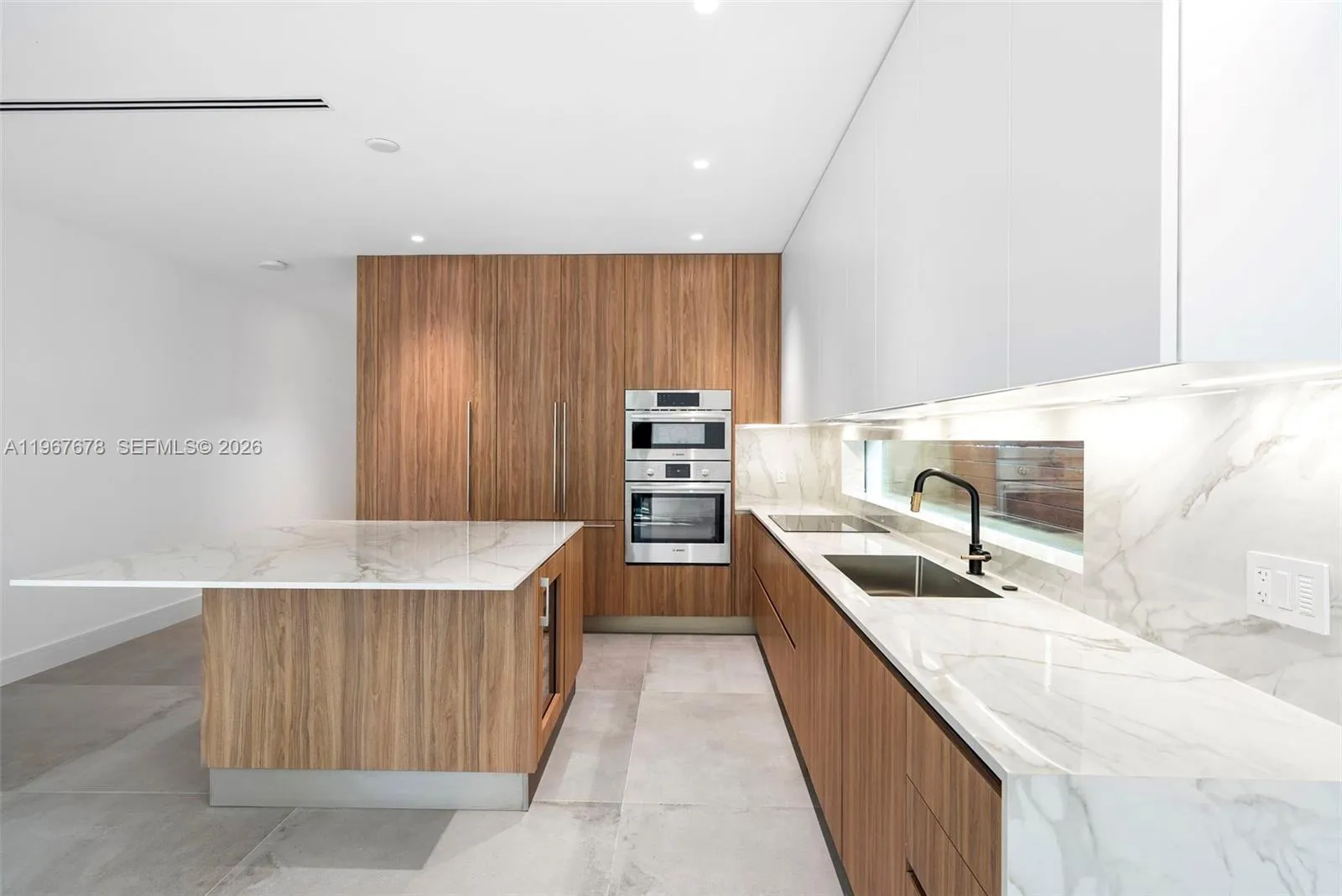 3119 Plaza St, Miami, Florida 33133, Miami, Florida 33133, 3 Bedrooms Bedrooms, ,4 BathroomsBathrooms,Residential,For Sale,3119 Plaza St, Miami, Florida 33133,A11967678