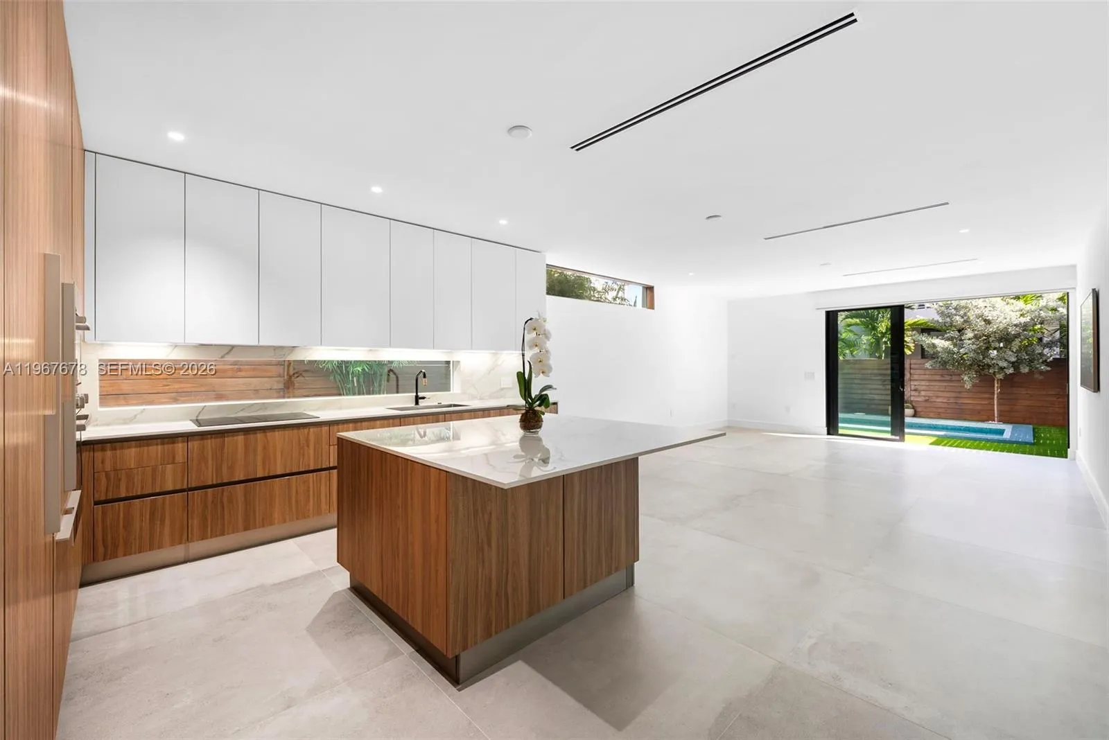 3119 Plaza St, Miami, Florida 33133, Miami, Florida 33133, 3 Bedrooms Bedrooms, ,4 BathroomsBathrooms,Residential,For Sale,3119 Plaza St, Miami, Florida 33133,A11967678