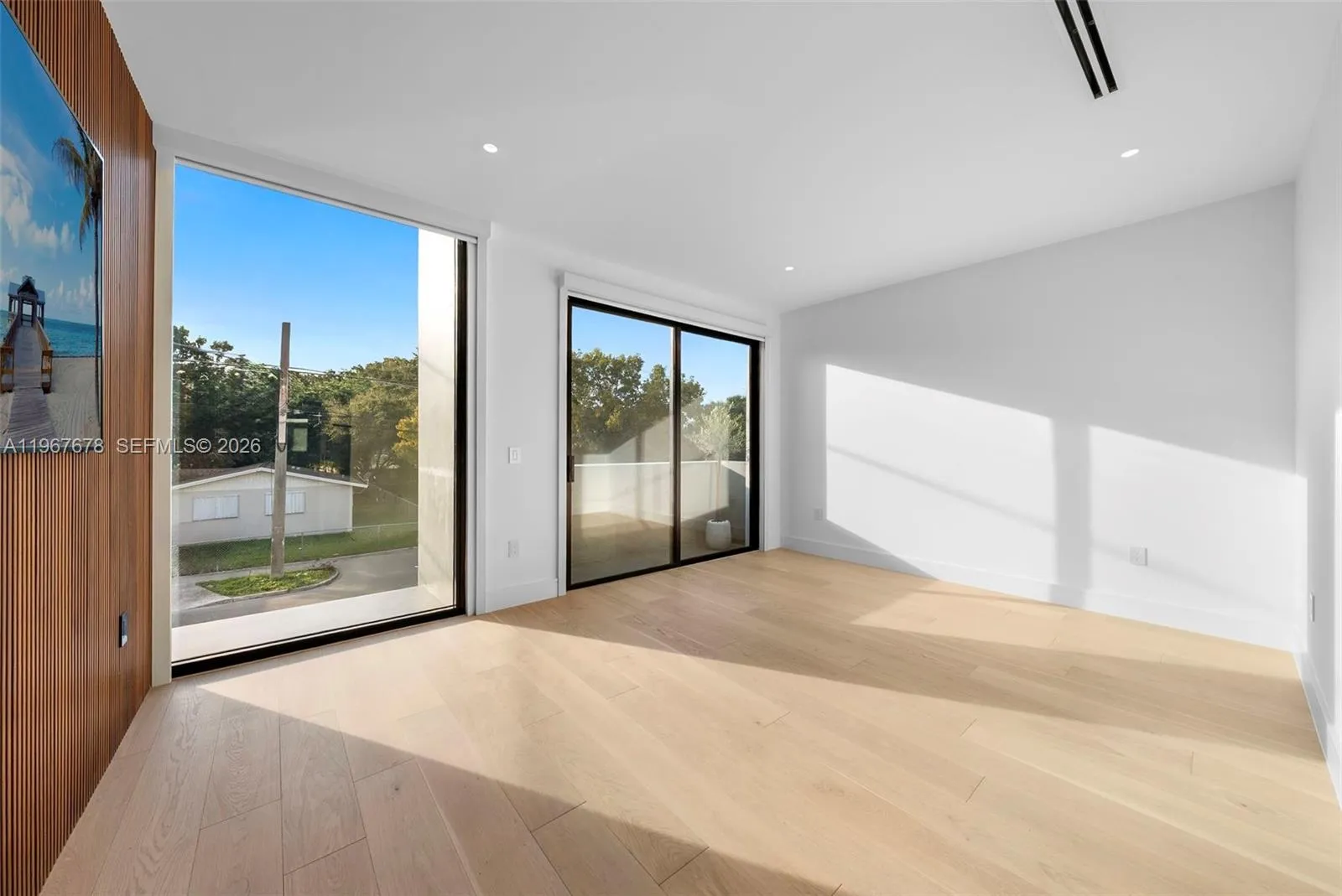 3119 Plaza St, Miami, Florida 33133, Miami, Florida 33133, 3 Bedrooms Bedrooms, ,4 BathroomsBathrooms,Residential,For Sale,3119 Plaza St, Miami, Florida 33133,A11967678