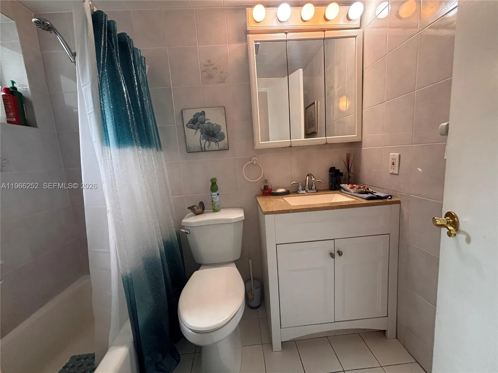 16900 Ne 14th Ave 111, Miami, Florida 33162, Miami, Florida 33162, 1 Bedroom Bedrooms, ,1 BathroomBathrooms,Residential,For Sale,16900 Ne 14th Ave 111, Miami, Florida 33162,A11966252