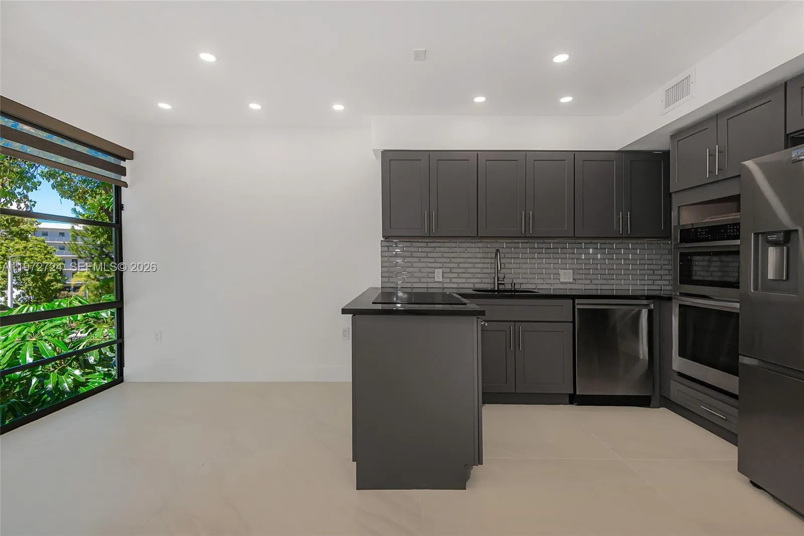 17620 Atlantic Blvd 311, Sunny Isles Beach, Florid, Sunny Isles Beach, Florida 33160, 1 Bedroom Bedrooms, ,1 BathroomBathrooms,Residential Lease,For Rent,17620 Atlantic Blvd 311, Sunny Isles Beach, Florid,A11972724