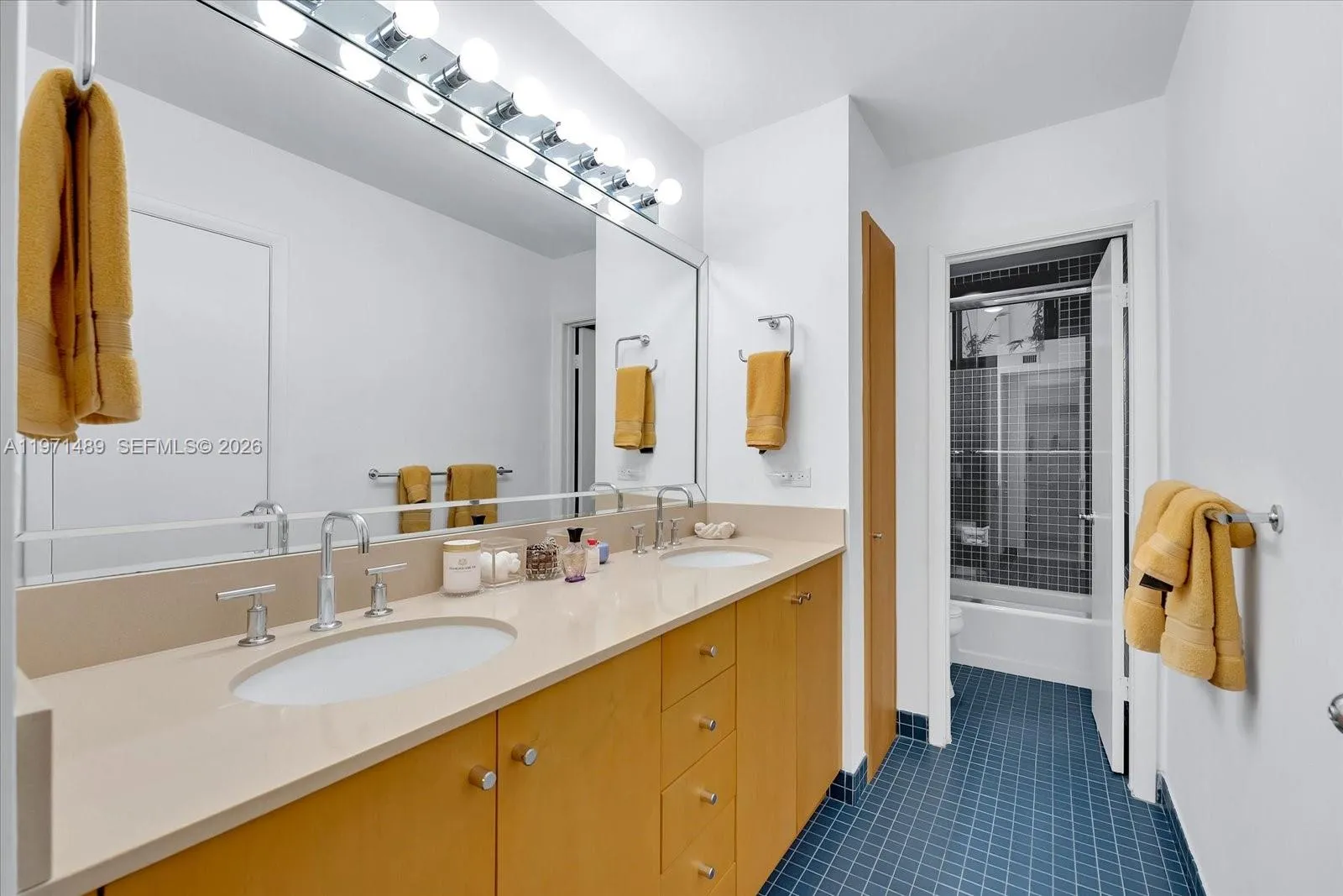 279 N Hibiscus Dr, Miami Beach, Florida 33139, Miami Beach, Florida 33139, 5 Bedrooms Bedrooms, ,5 BathroomsBathrooms,Residential,For Sale,279 N Hibiscus Dr, Miami Beach, Florida 33139,A11971489