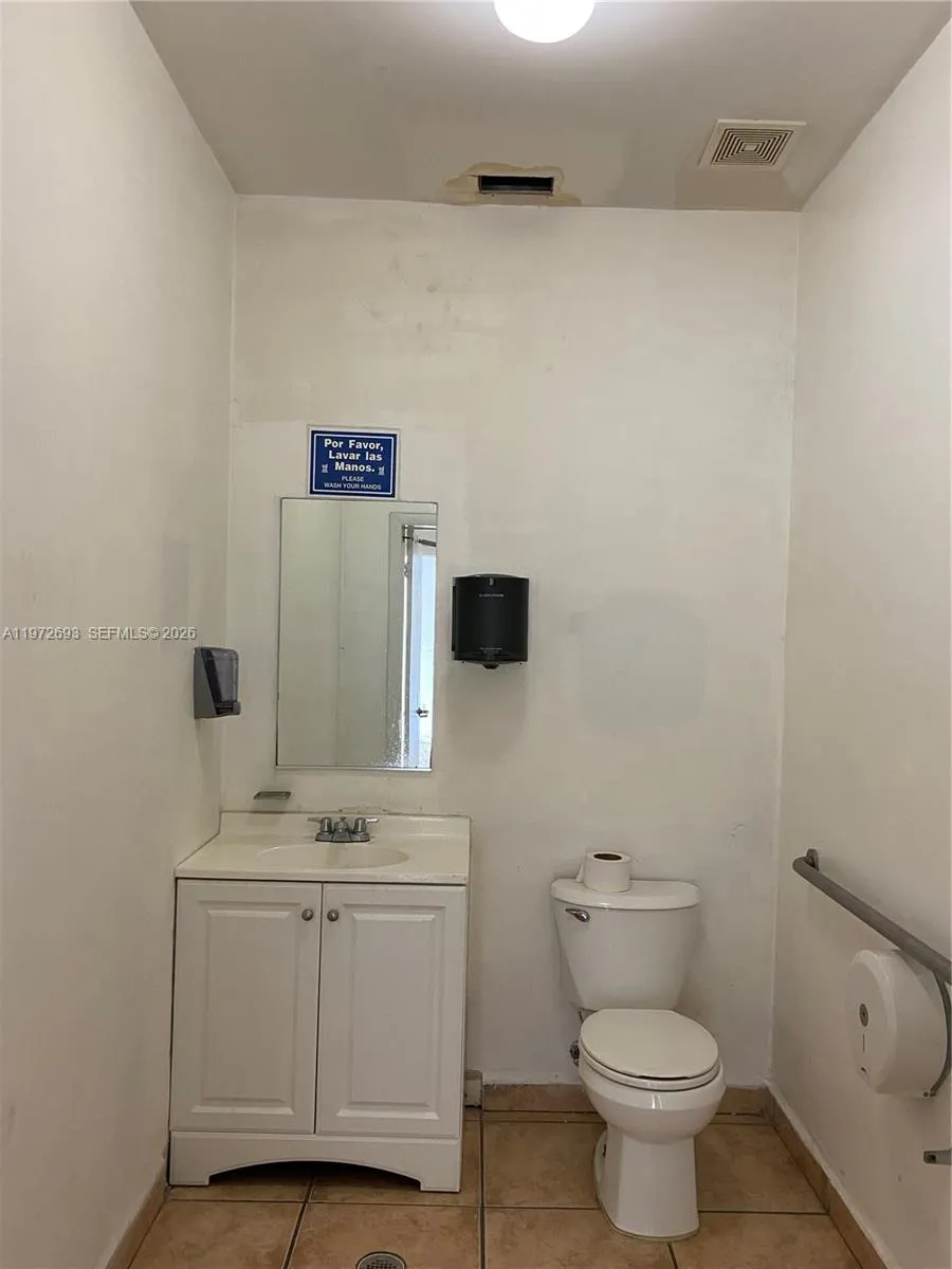 2431 W 80th St 5-c, Hialeah, Florida 33016, Hialeah, Florida 33016, ,Commercial Lease,For Rent,2431 W 80th St 5-c, Hialeah, Florida 33016,A11972693