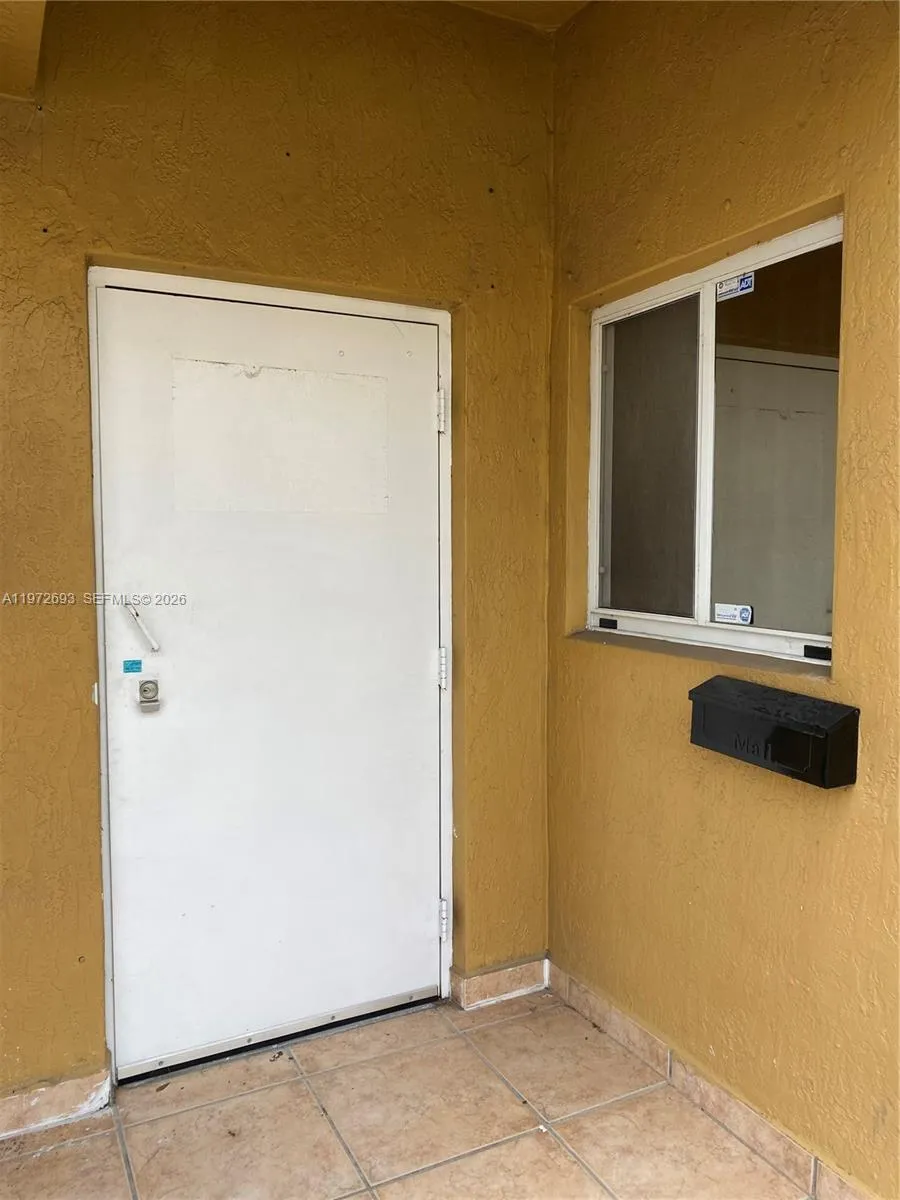 2431 W 80th St 5-c, Hialeah, Florida 33016, Hialeah, Florida 33016, ,Commercial Lease,For Rent,2431 W 80th St 5-c, Hialeah, Florida 33016,A11972693