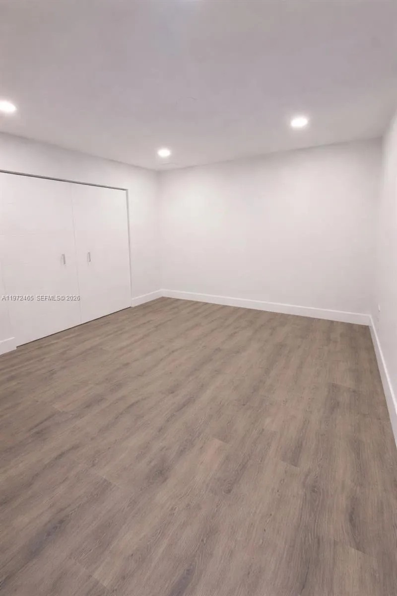 1555 W 44th Pl 247, Hialeah, Florida 33012, Hialeah, Florida 33012, 2 Bedrooms Bedrooms, ,1 BathroomBathrooms,Residential Lease,For Rent,1555 W 44th Pl 247, Hialeah, Florida 33012,A11972465