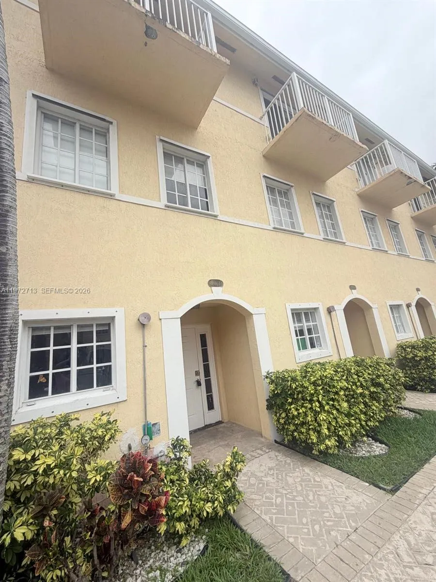 2064 Ne 167th St 3-156, North Miami Beach, Florida, North Miami Beach, Florida 33162, 3 Bedrooms Bedrooms, ,2 BathroomsBathrooms,Residential Lease,For Rent,2064 Ne 167th St 3-156, North Miami Beach, Florida,A11972713