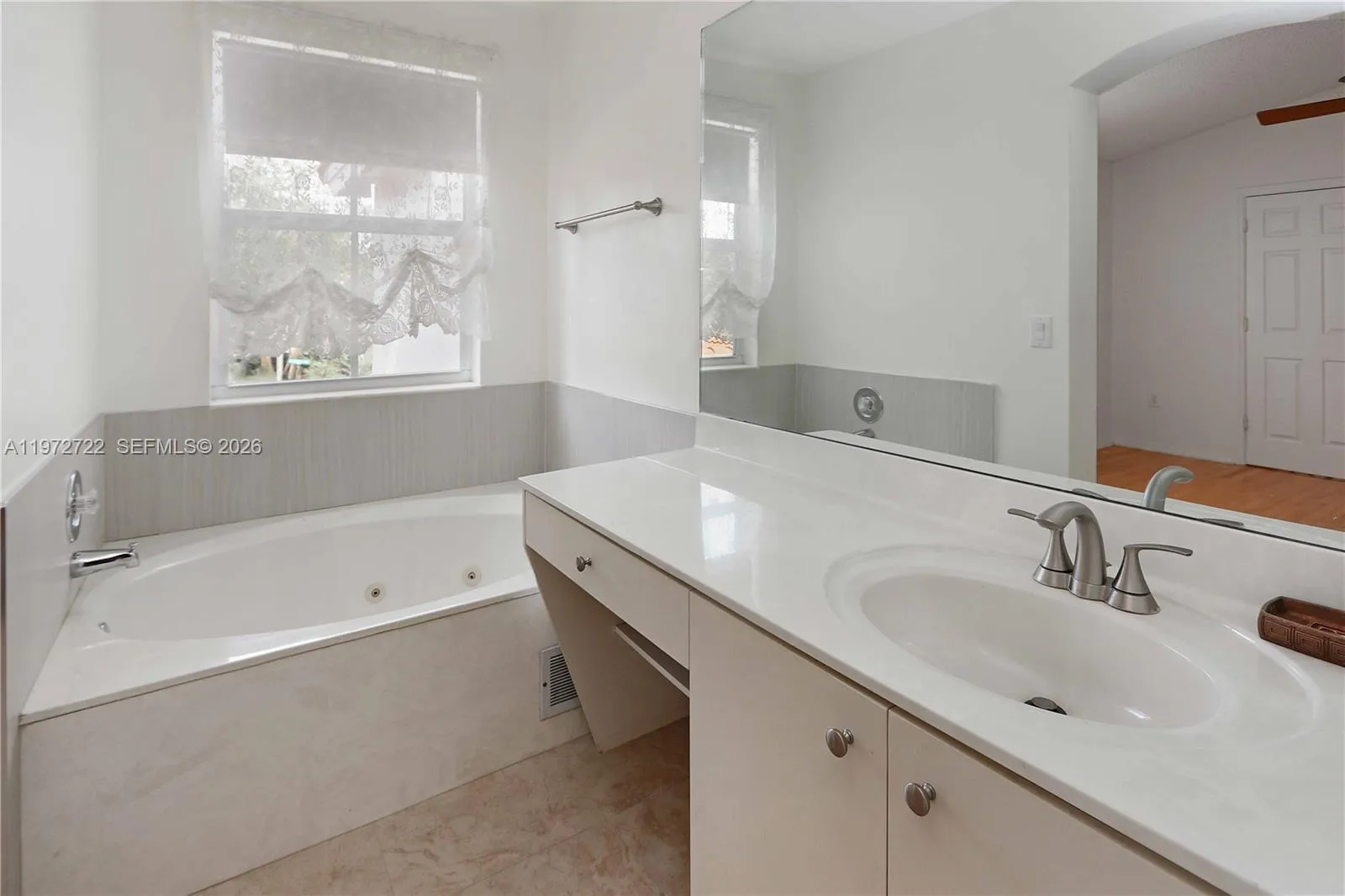 1521 Seagrape Way, Hollywood, Florida 33019, Hollywood, Florida 33019, 2 Bedrooms Bedrooms, ,2 BathroomsBathrooms,Residential,For Sale,1521 Seagrape Way, Hollywood, Florida 33019,A11972722