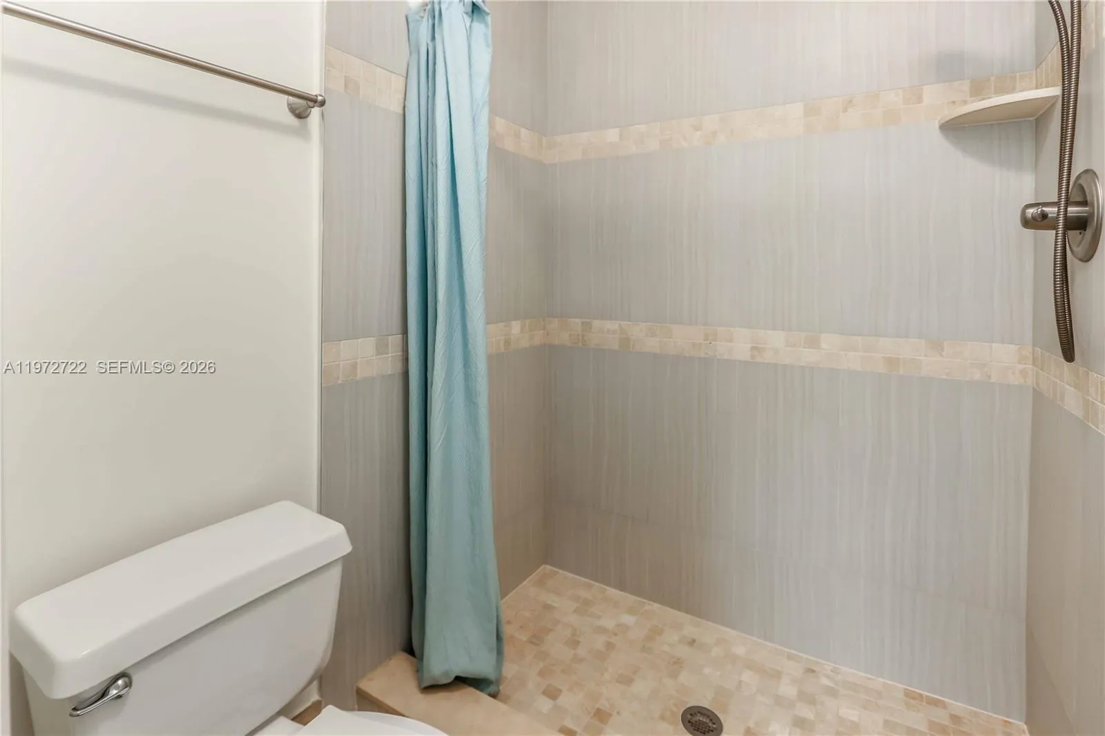 1521 Seagrape Way, Hollywood, Florida 33019, Hollywood, Florida 33019, 2 Bedrooms Bedrooms, ,2 BathroomsBathrooms,Residential,For Sale,1521 Seagrape Way, Hollywood, Florida 33019,A11972722