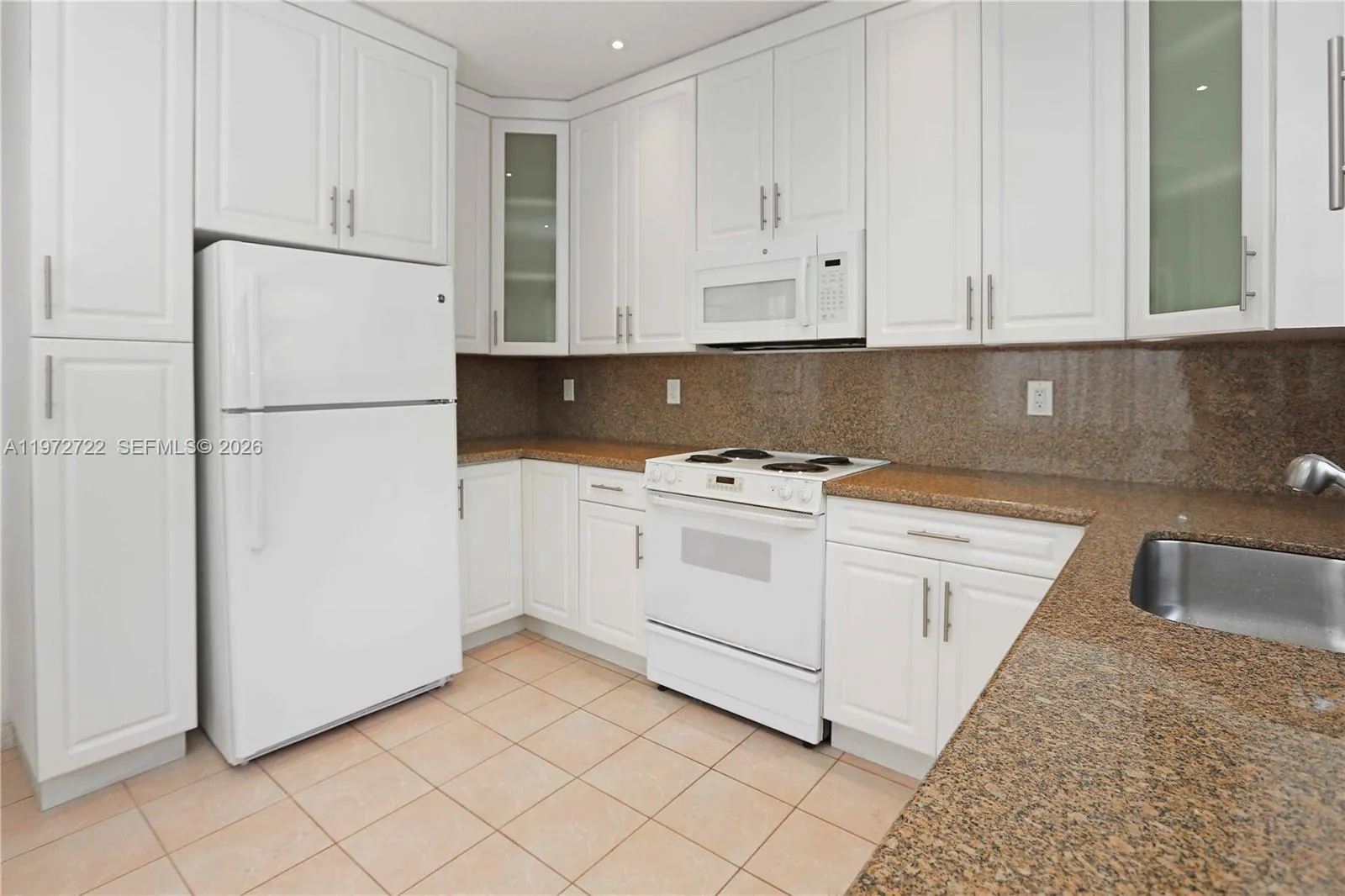 1521 Seagrape Way, Hollywood, Florida 33019, Hollywood, Florida 33019, 2 Bedrooms Bedrooms, ,2 BathroomsBathrooms,Residential,For Sale,1521 Seagrape Way, Hollywood, Florida 33019,A11972722