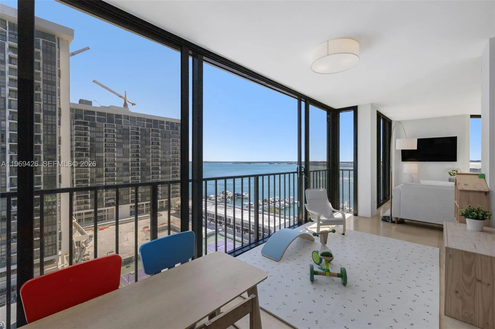 1915 Brickell Ave 1407, Miami, Florida 33129, Miami, Florida 33129, 3 Bedrooms Bedrooms, ,2 BathroomsBathrooms,Residential Lease,For Rent,1915 Brickell Ave 1407, Miami, Florida 33129,A11969426