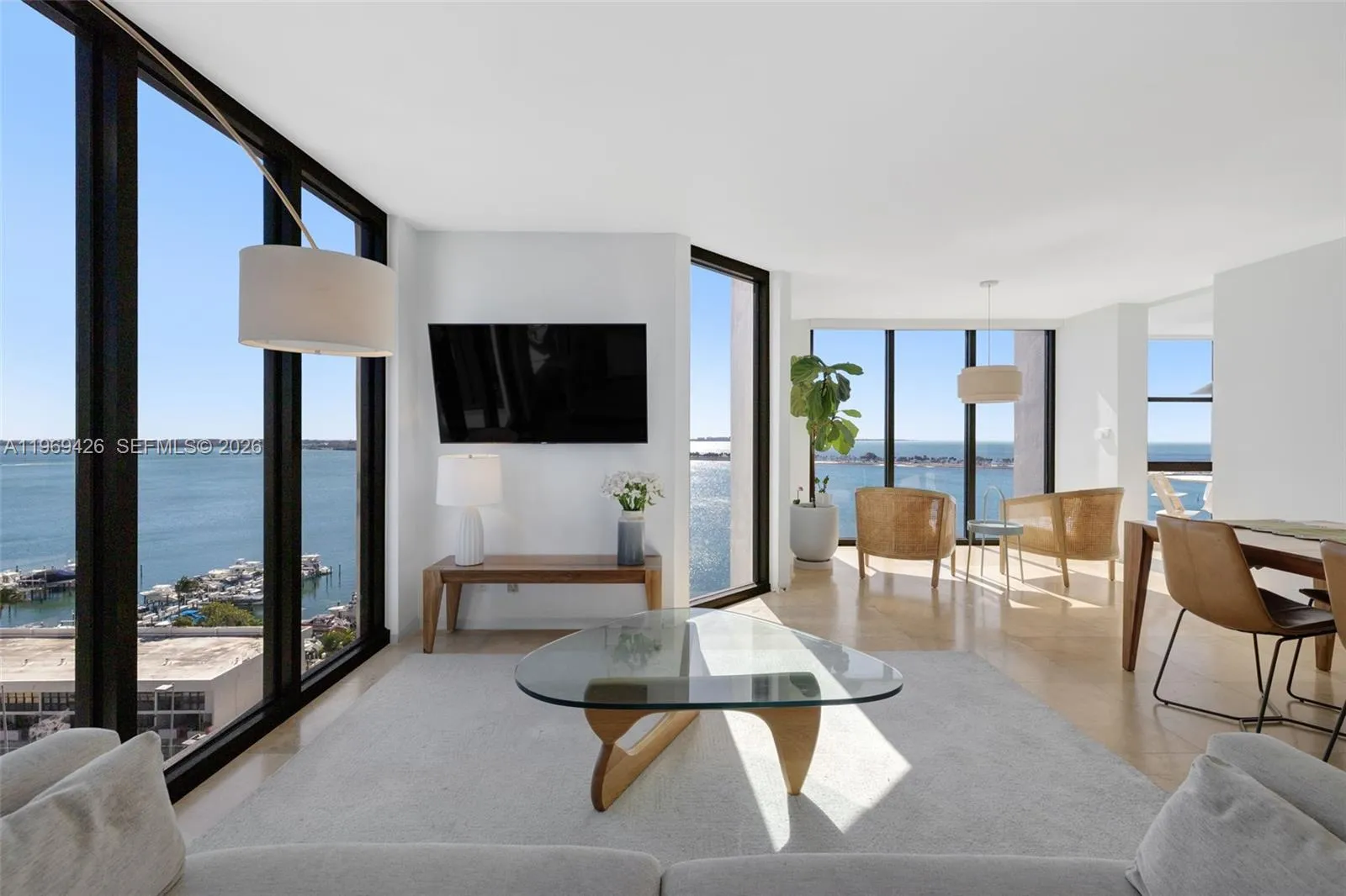 1915 Brickell Ave 1407, Miami, Florida 33129, Miami, Florida 33129, 3 Bedrooms Bedrooms, ,2 BathroomsBathrooms,Residential Lease,For Rent,1915 Brickell Ave 1407, Miami, Florida 33129,A11969426