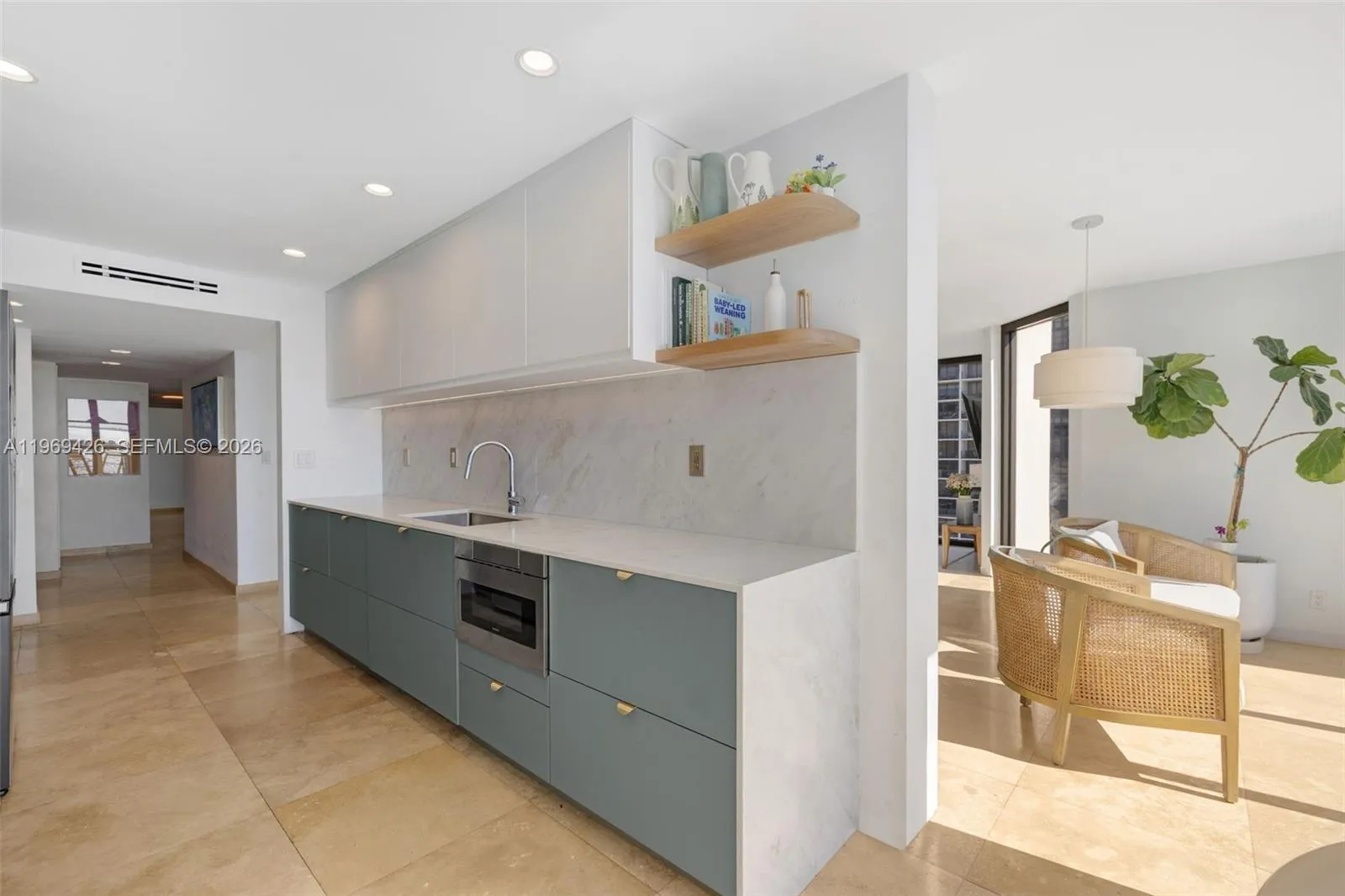 1915 Brickell Ave 1407, Miami, Florida 33129, Miami, Florida 33129, 3 Bedrooms Bedrooms, ,2 BathroomsBathrooms,Residential Lease,For Rent,1915 Brickell Ave 1407, Miami, Florida 33129,A11969426