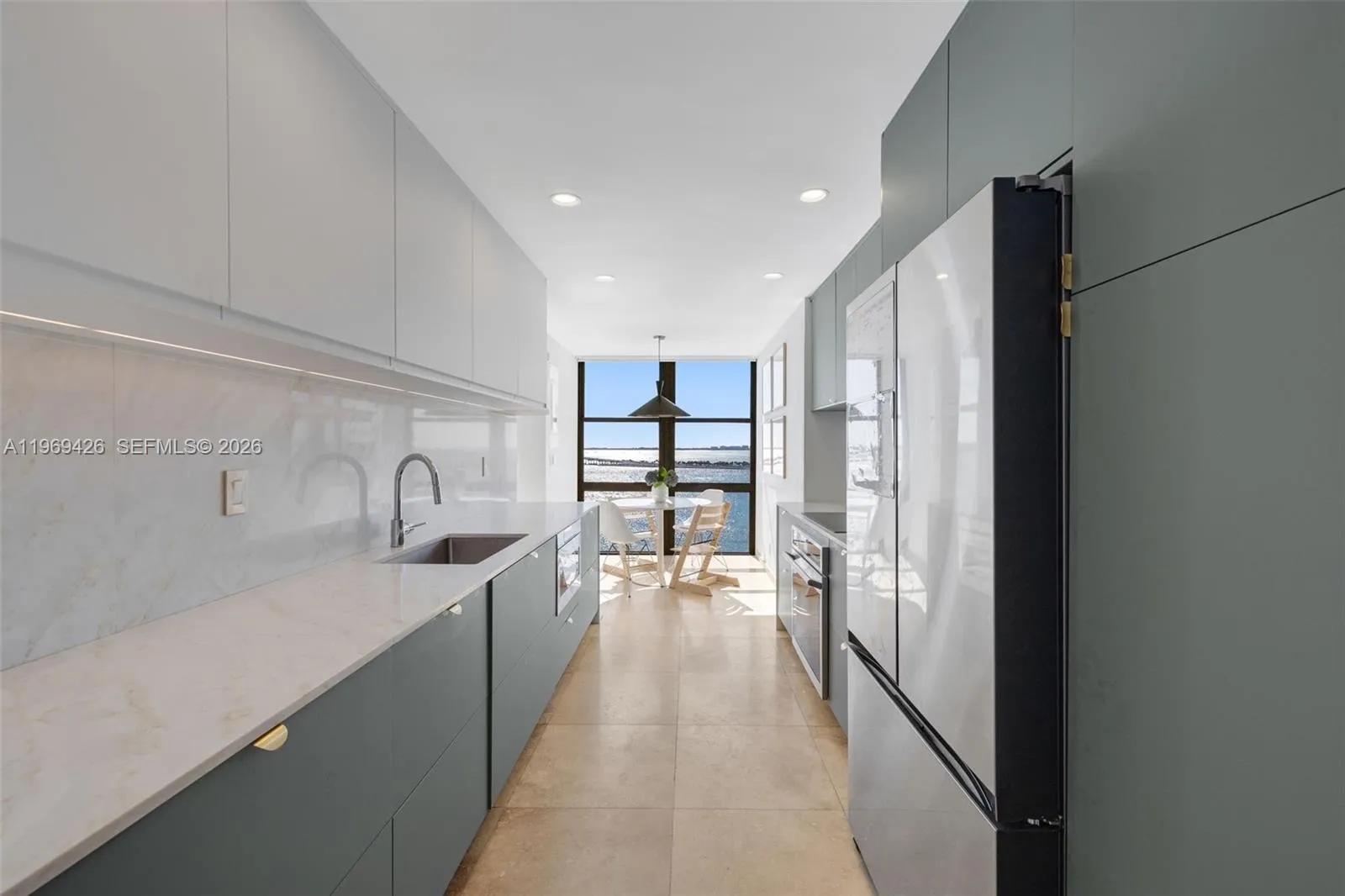 1915 Brickell Ave 1407, Miami, Florida 33129, Miami, Florida 33129, 3 Bedrooms Bedrooms, ,2 BathroomsBathrooms,Residential Lease,For Rent,1915 Brickell Ave 1407, Miami, Florida 33129,A11969426