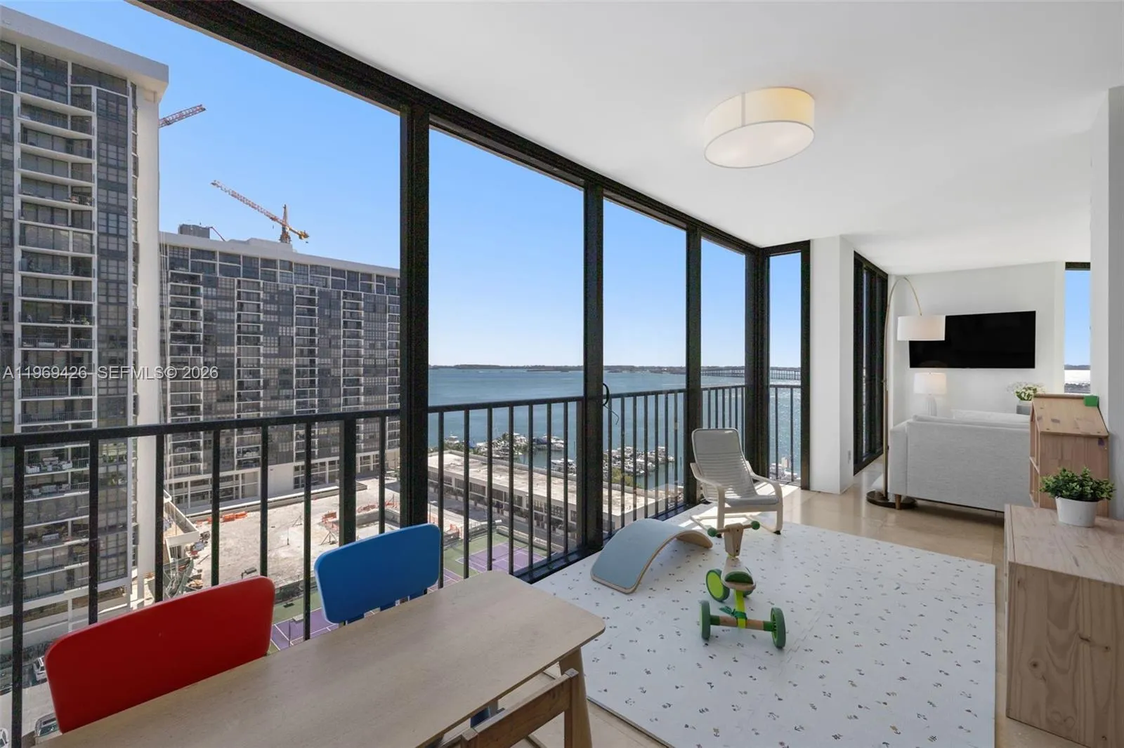 1915 Brickell Ave 1407, Miami, Florida 33129, Miami, Florida 33129, 3 Bedrooms Bedrooms, ,2 BathroomsBathrooms,Residential Lease,For Rent,1915 Brickell Ave 1407, Miami, Florida 33129,A11969426