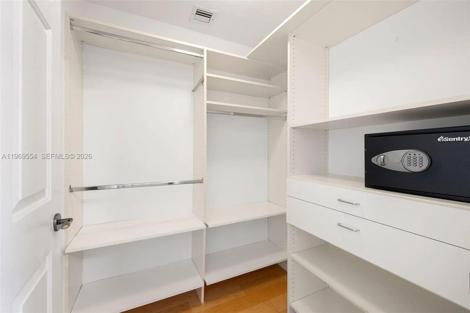 Guest Bedroom Closet